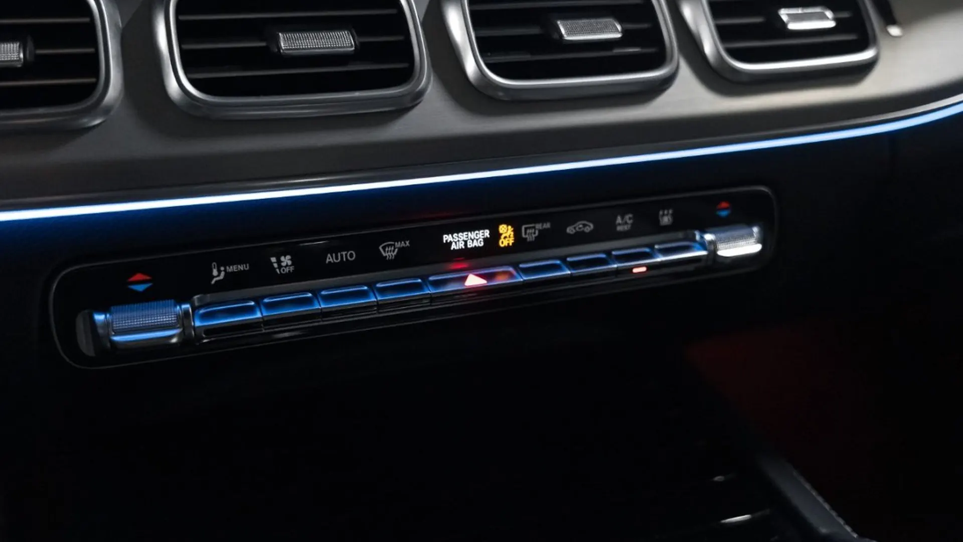 Mercedes-Benz GLE — photo 36
