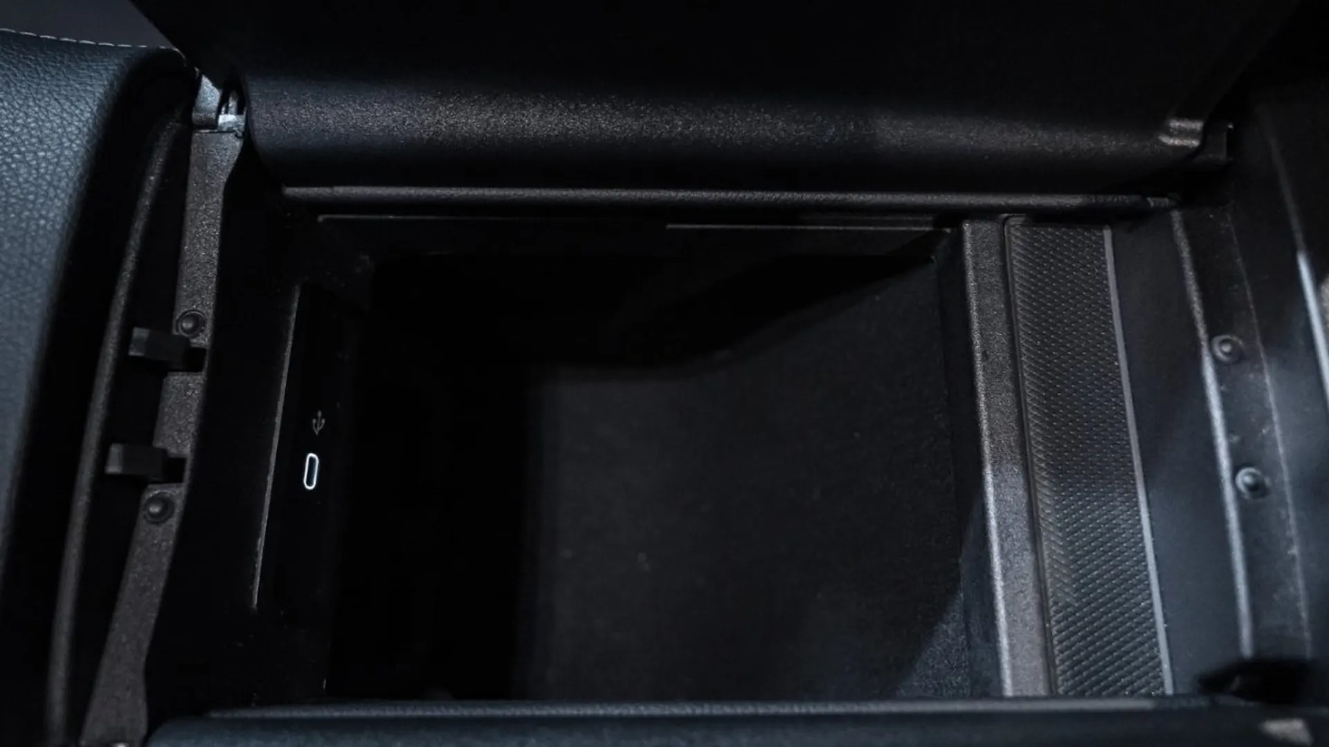 Mercedes-Benz GLE — photo 40