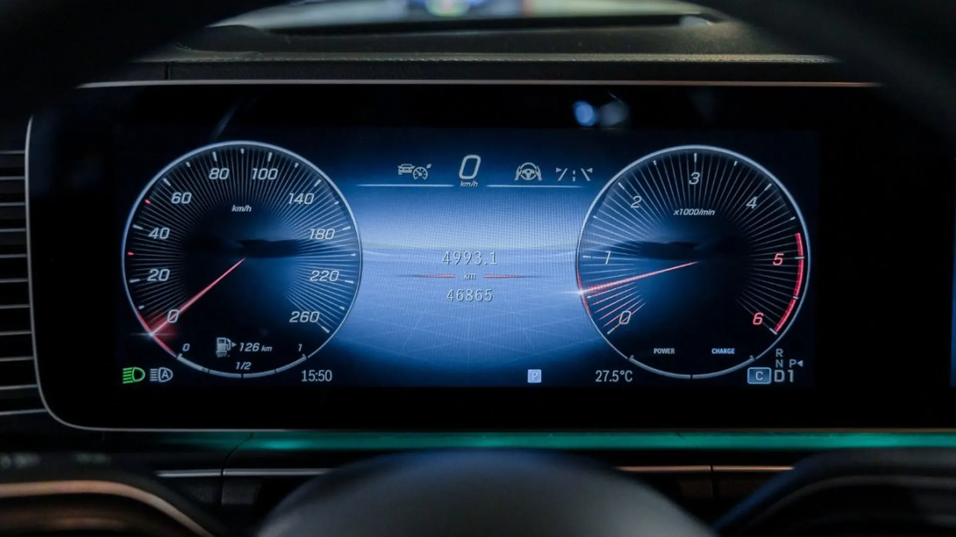 Mercedes-Benz GLE — photo 27
