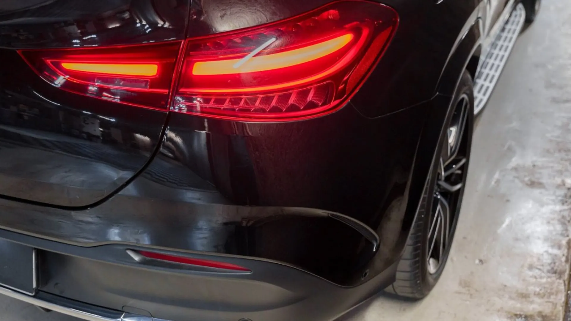 Mercedes-Benz GLE — photo 17