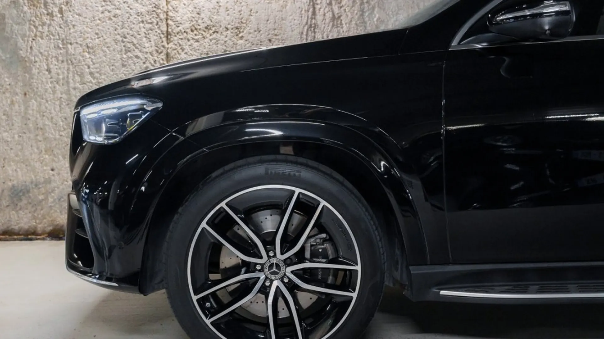 Mercedes-Benz GLE — photo 10