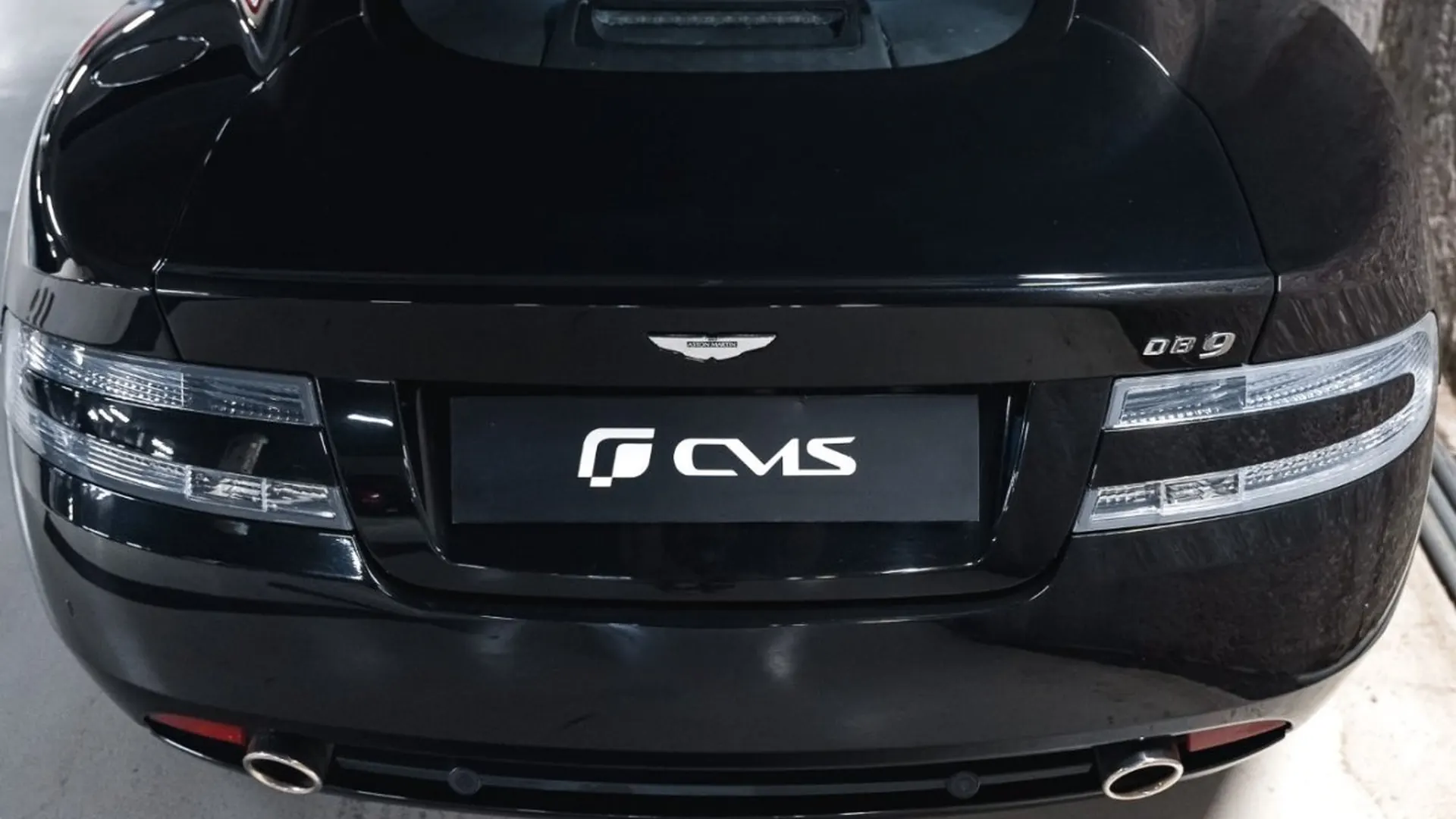 Aston Martin DB9 — photo 19