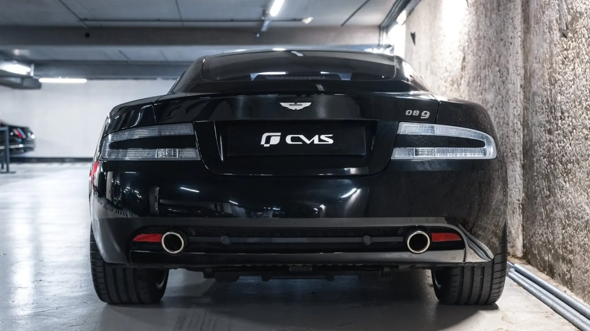 Aston Martin DB9 — photo 18