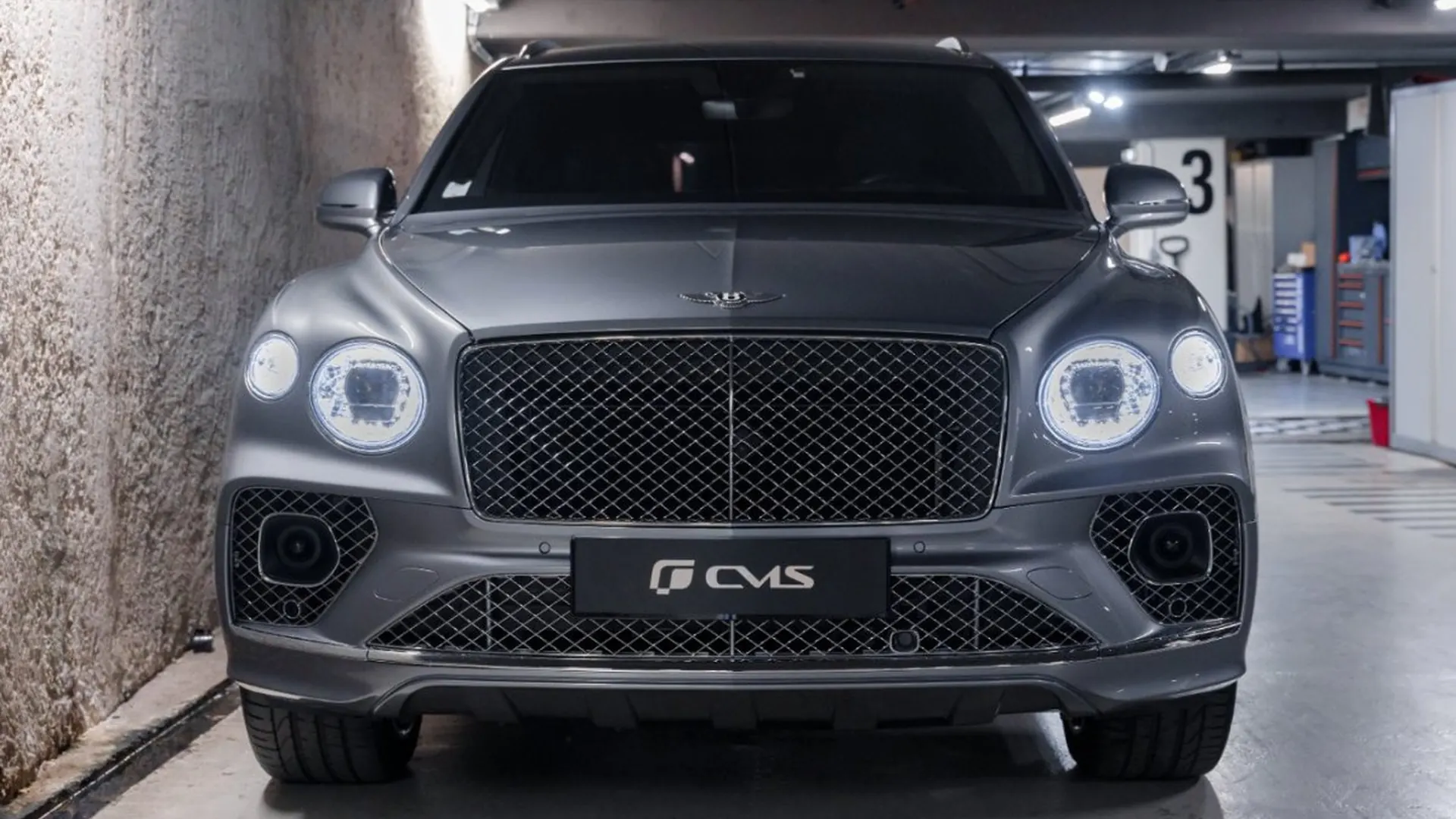 Bentley Bentayga — photo 2