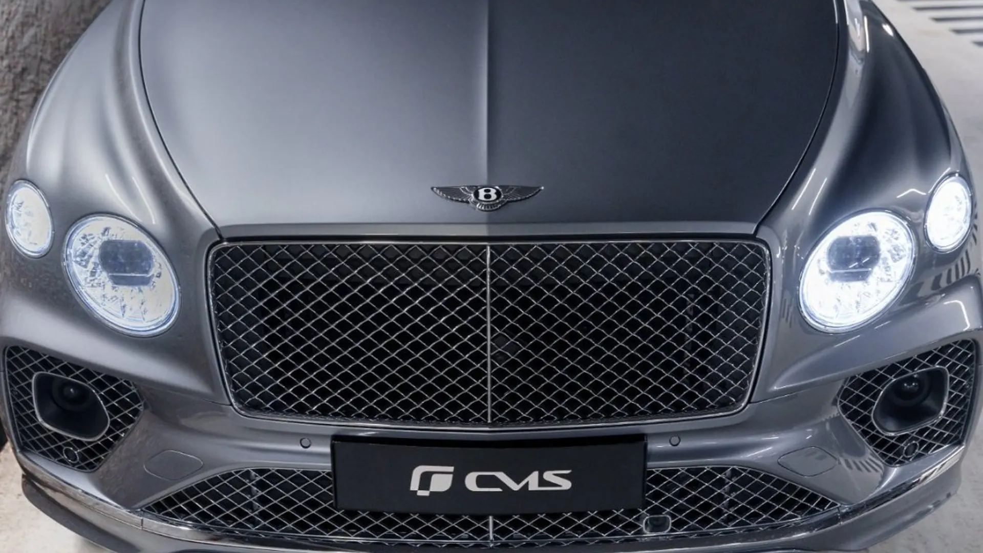 Bentley Bentayga — photo 3