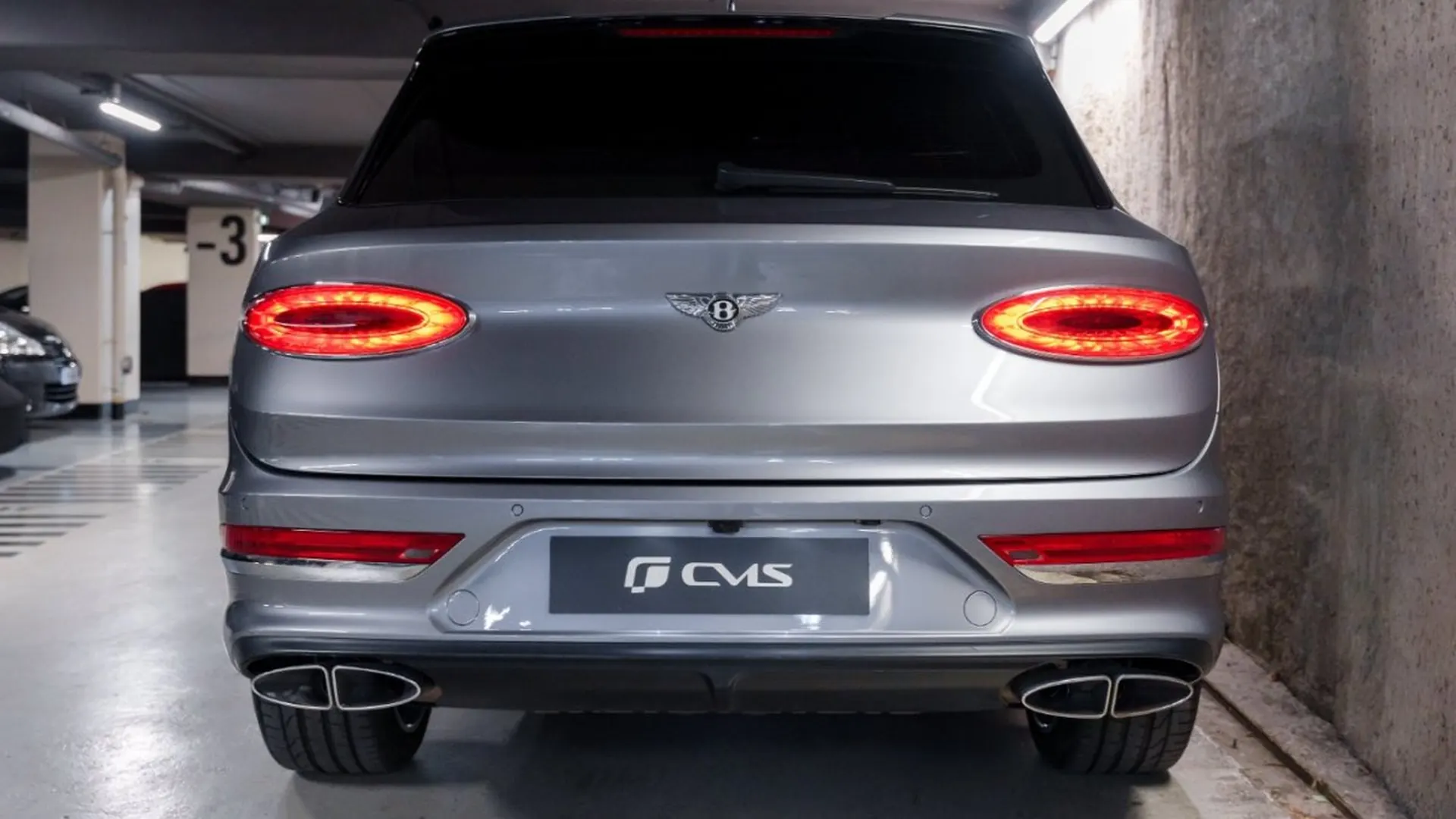Bentley Bentayga — photo 20