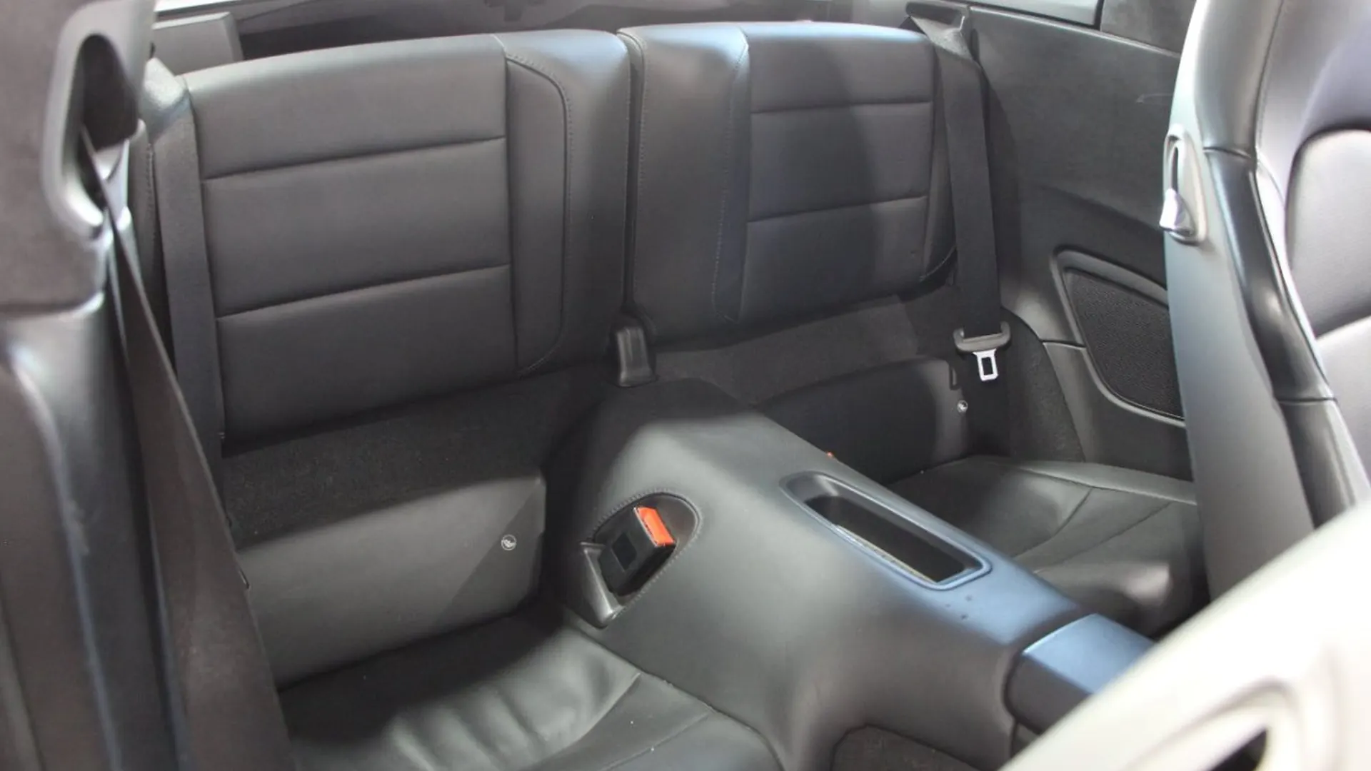 Porsche 911 — photo 23