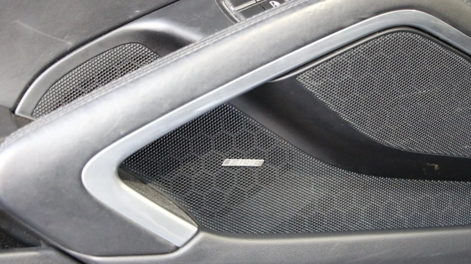 Porsche 911 — photo 12