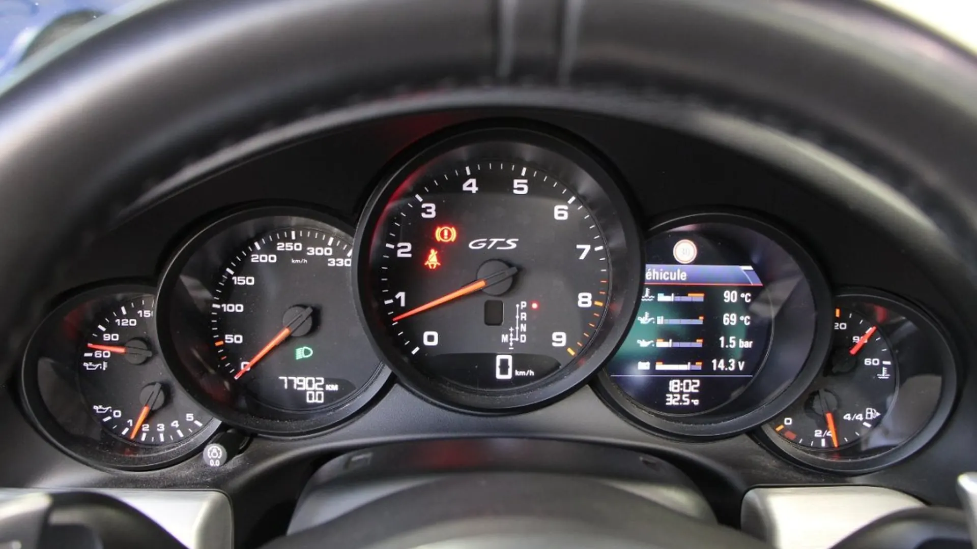 Porsche 911 — photo 18