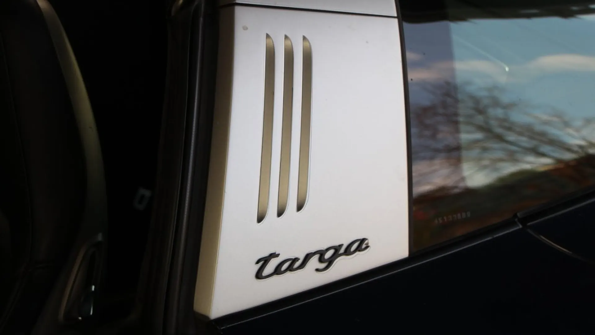 Porsche 911 — photo 11