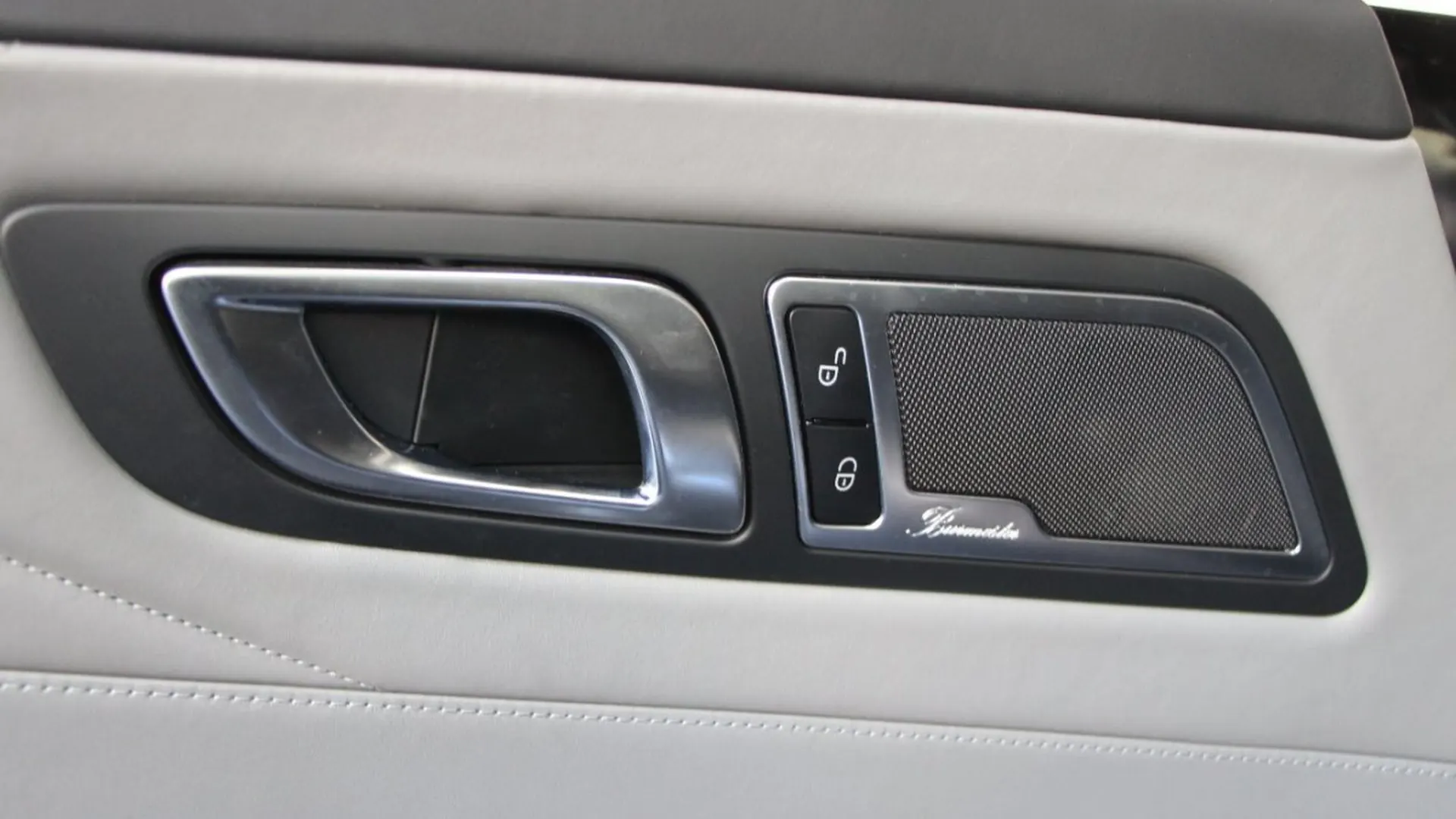 Mercedes-Benz AMG GT — photo 10