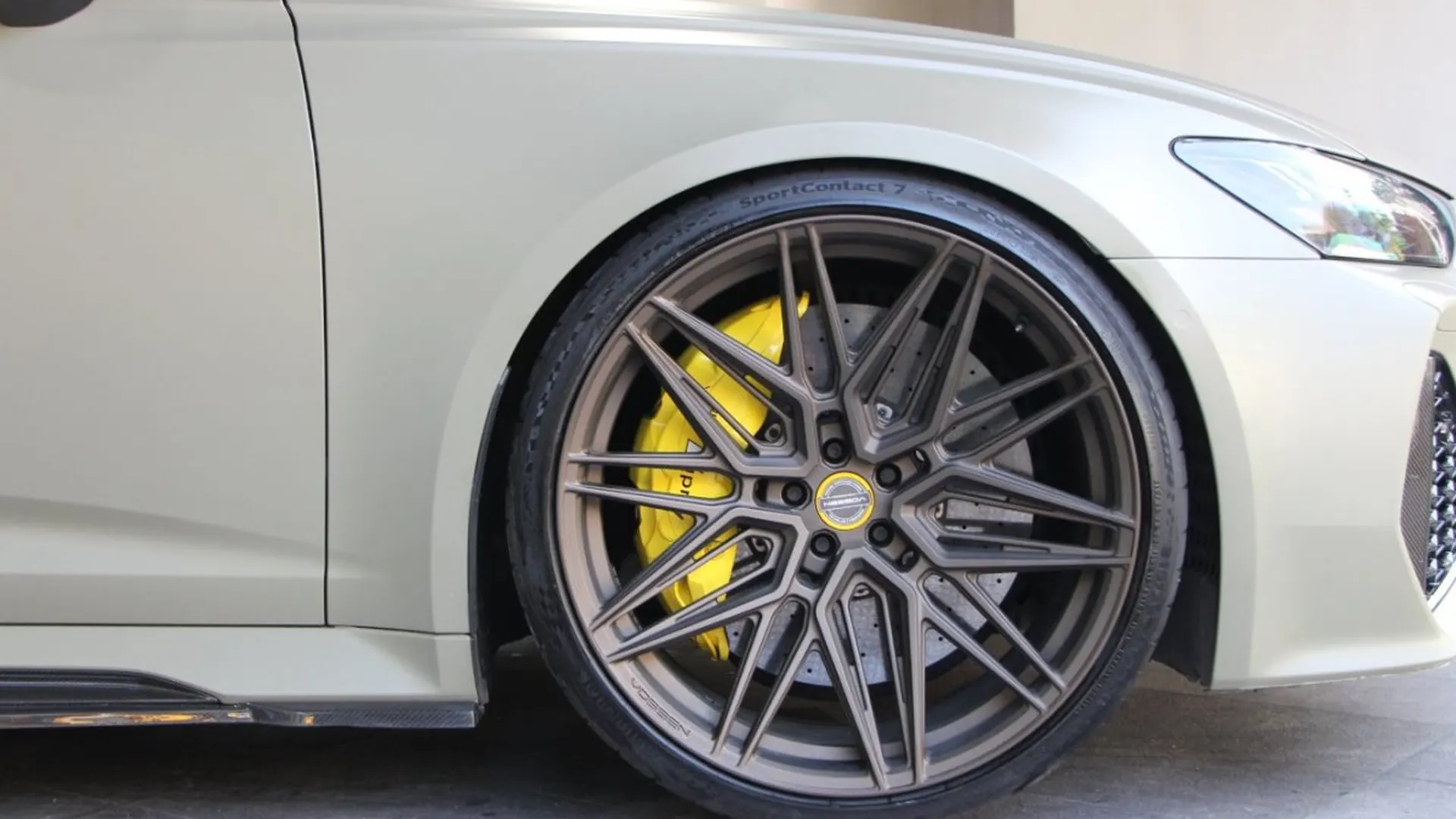 Audi RS6 — photo 4