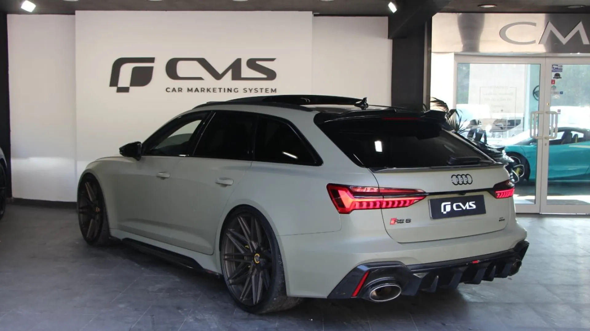Audi RS6 — photo 10