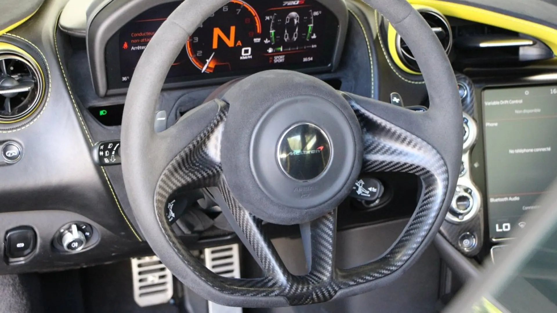 McLaren 720S — photo 10