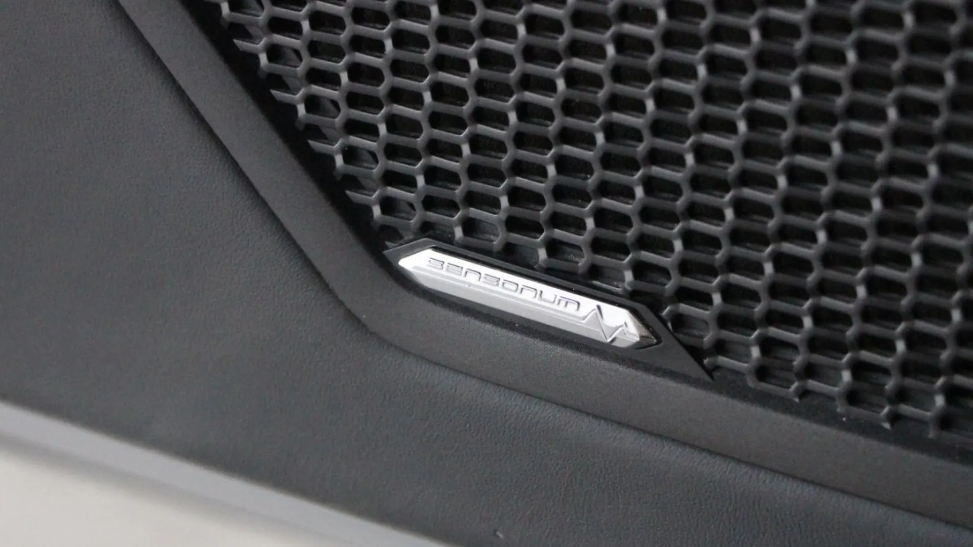 Lamborghini Huracan — photo 21