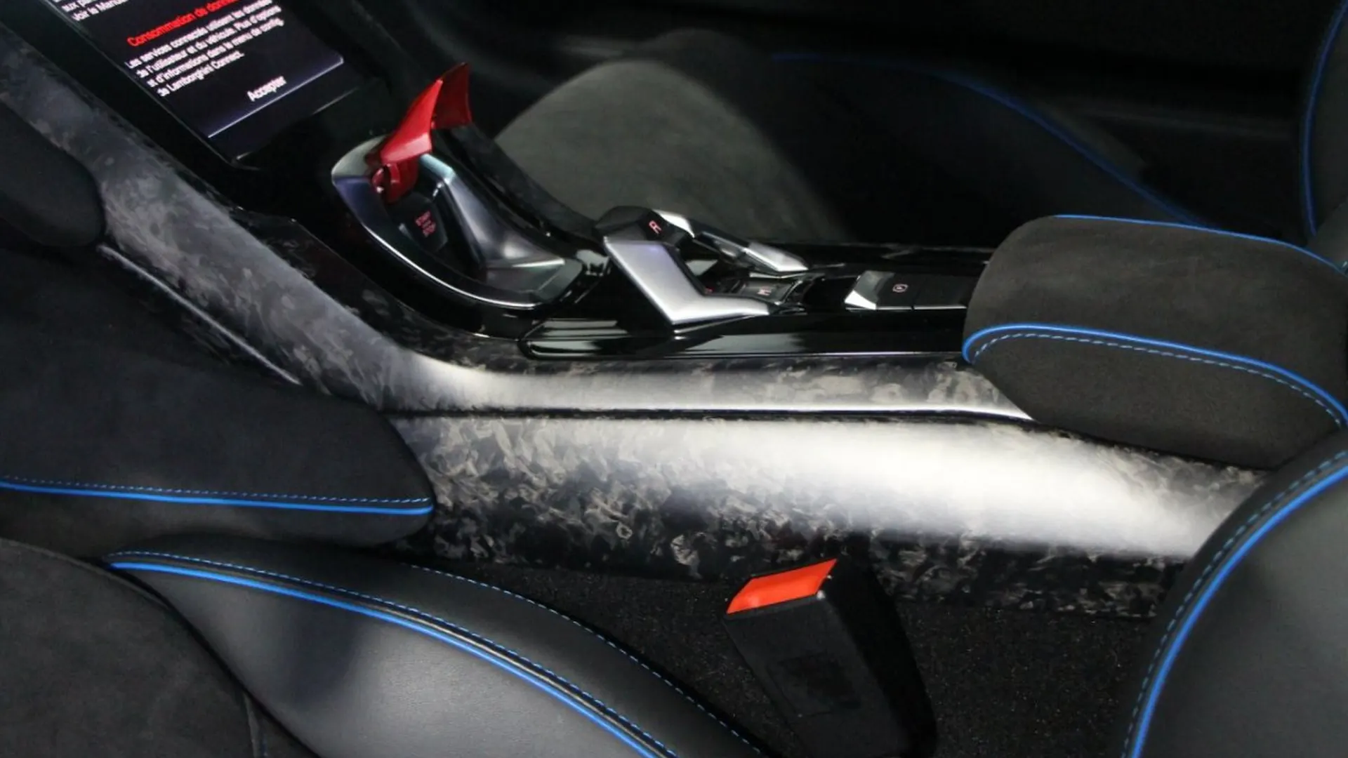 Lamborghini Huracan — photo 19