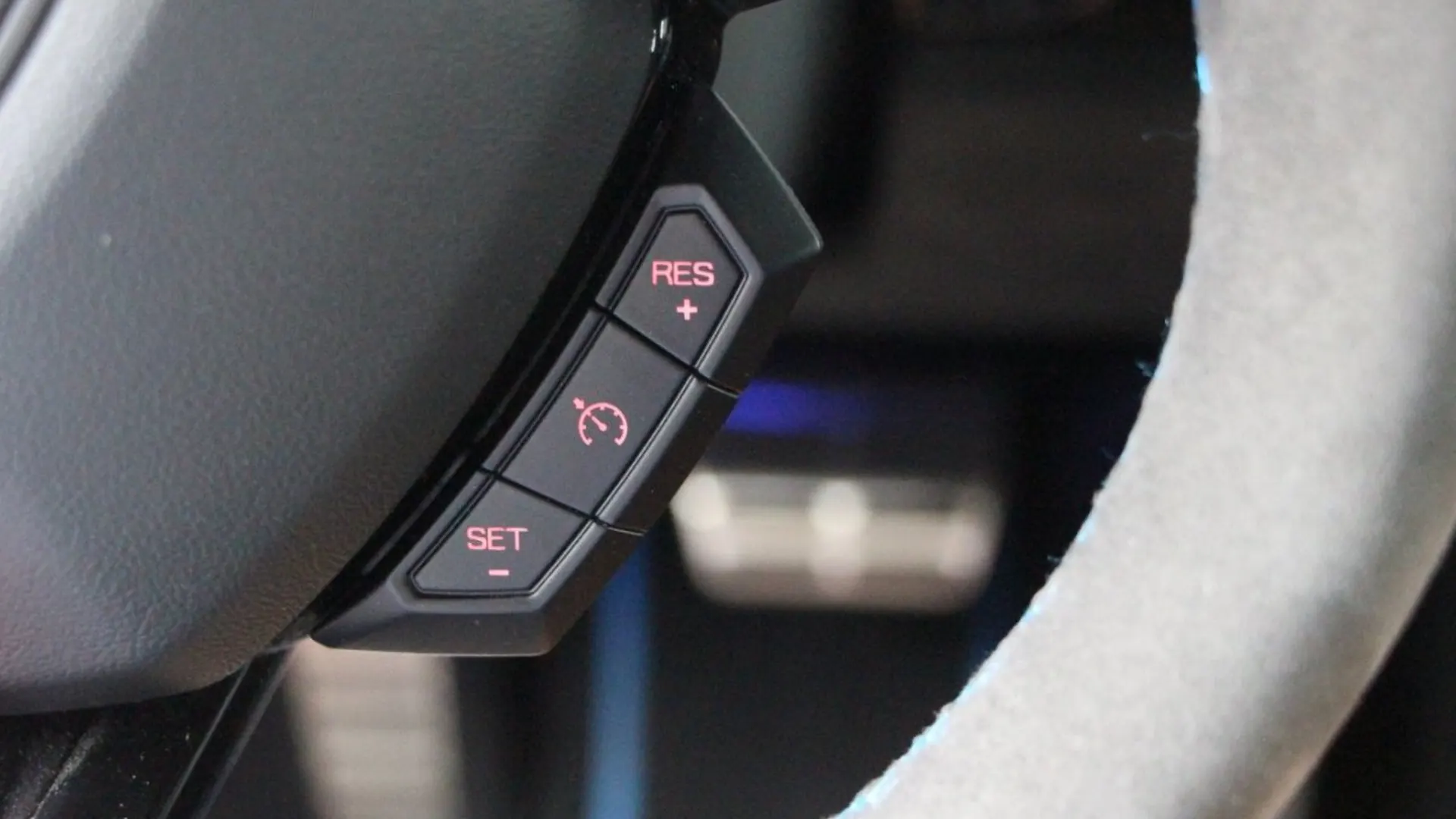 Lamborghini Huracan — photo 29