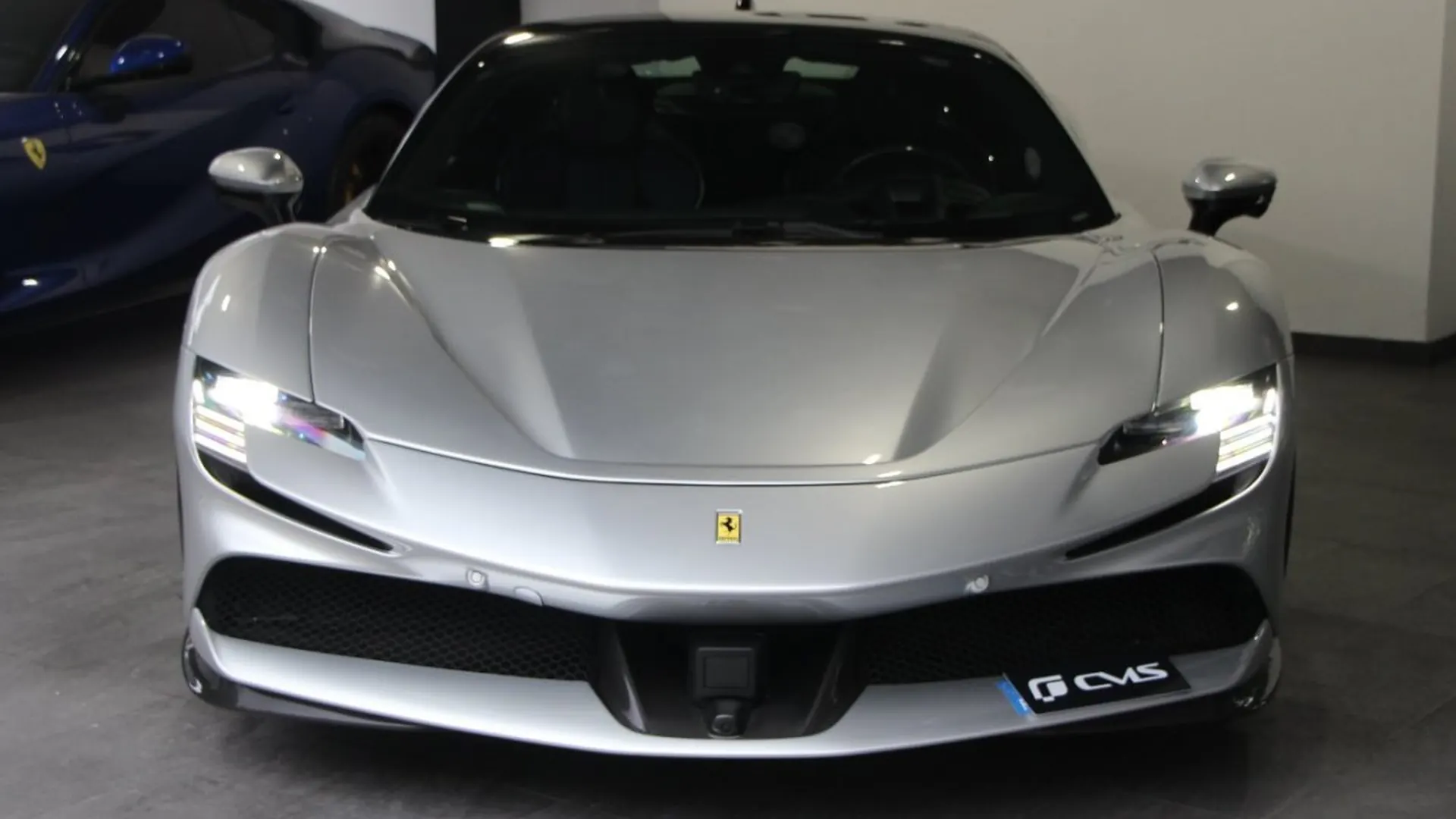 Ferrari SF90 — photo 2