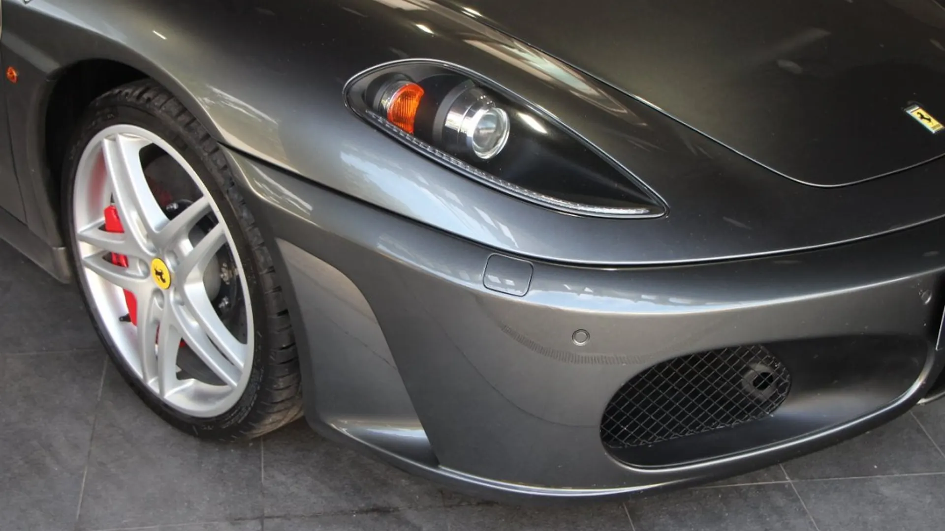 Ferrari F430 — photo 37