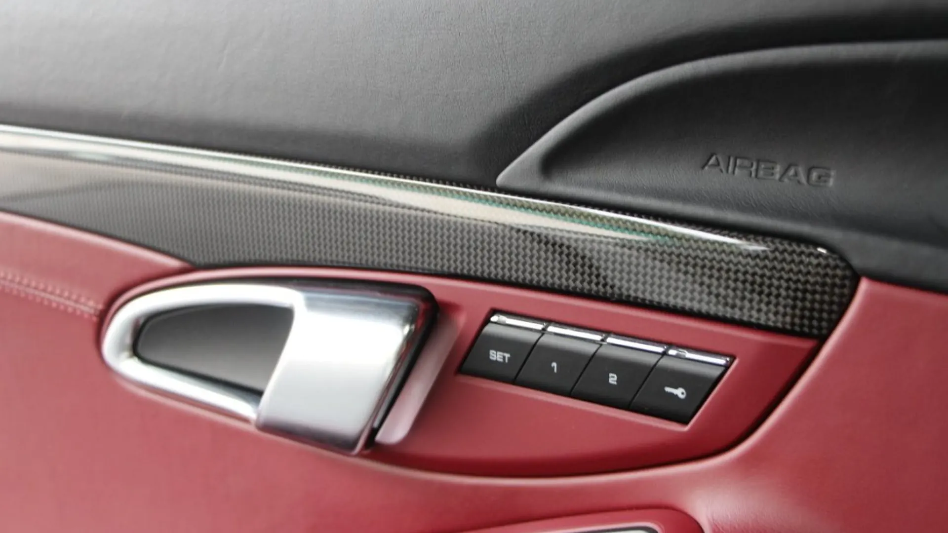 Porsche 911 — photo 14