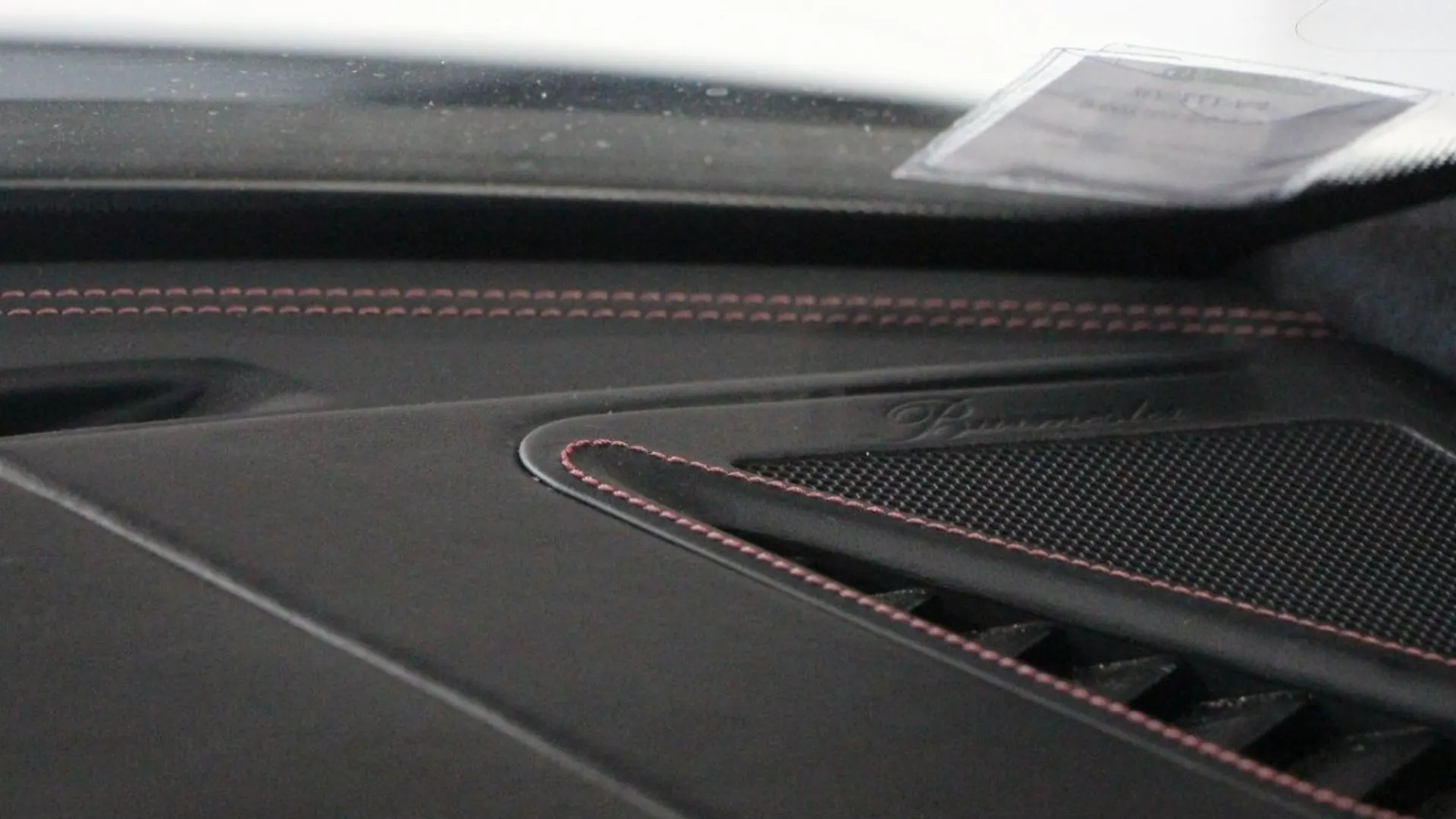Porsche 911 — photo 18