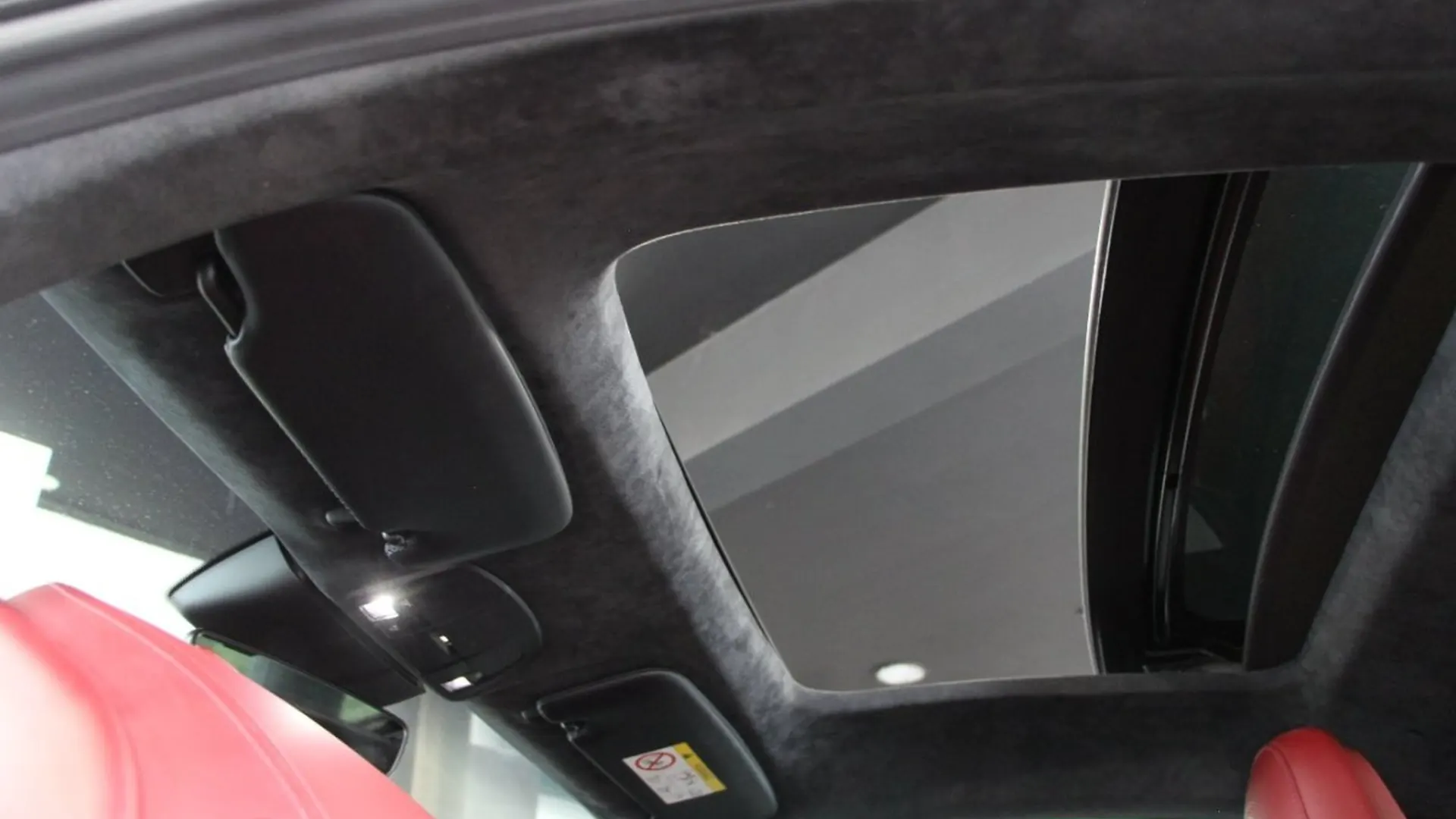 Porsche 911 — photo 33