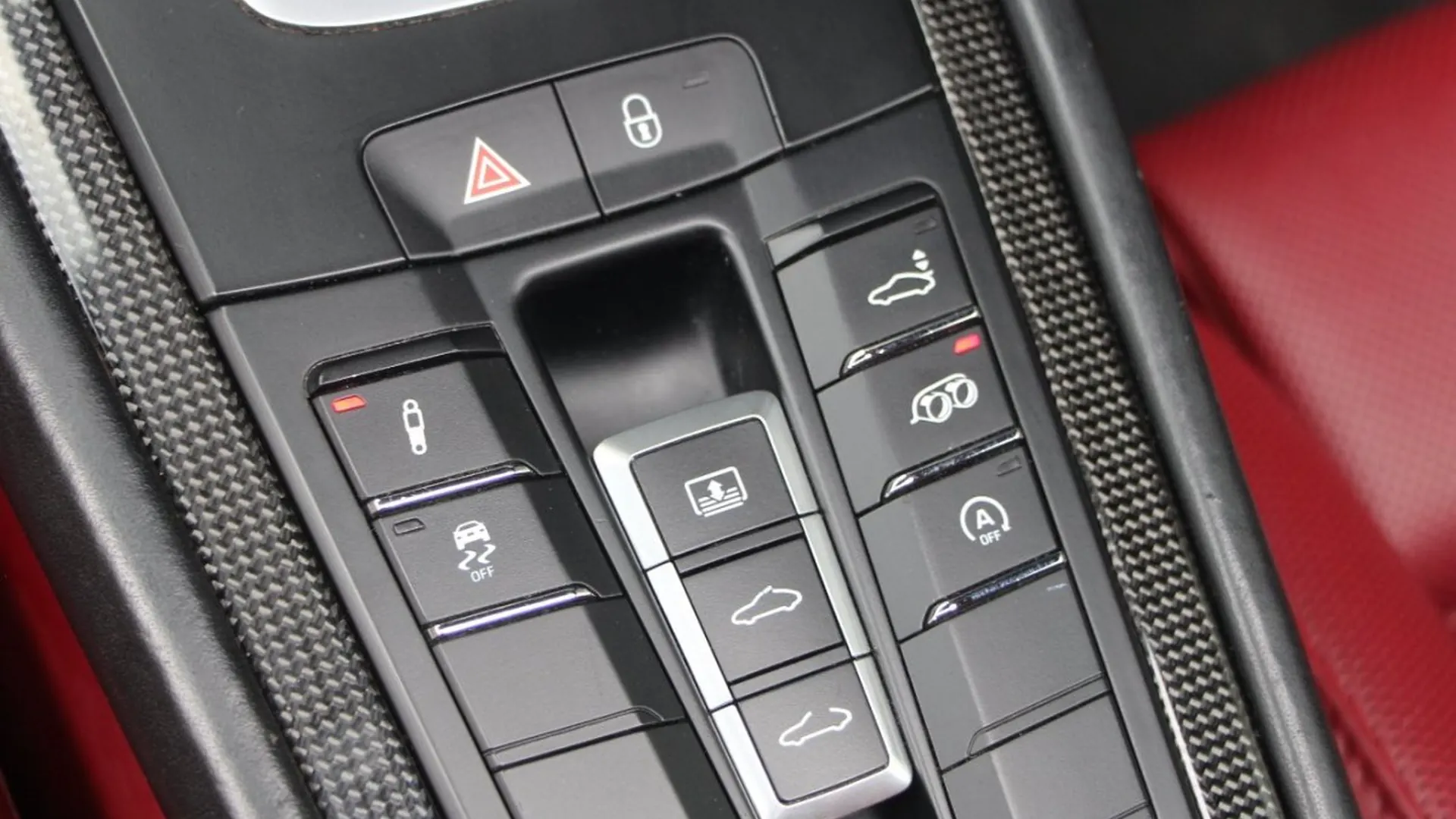 Porsche 911 — photo 23