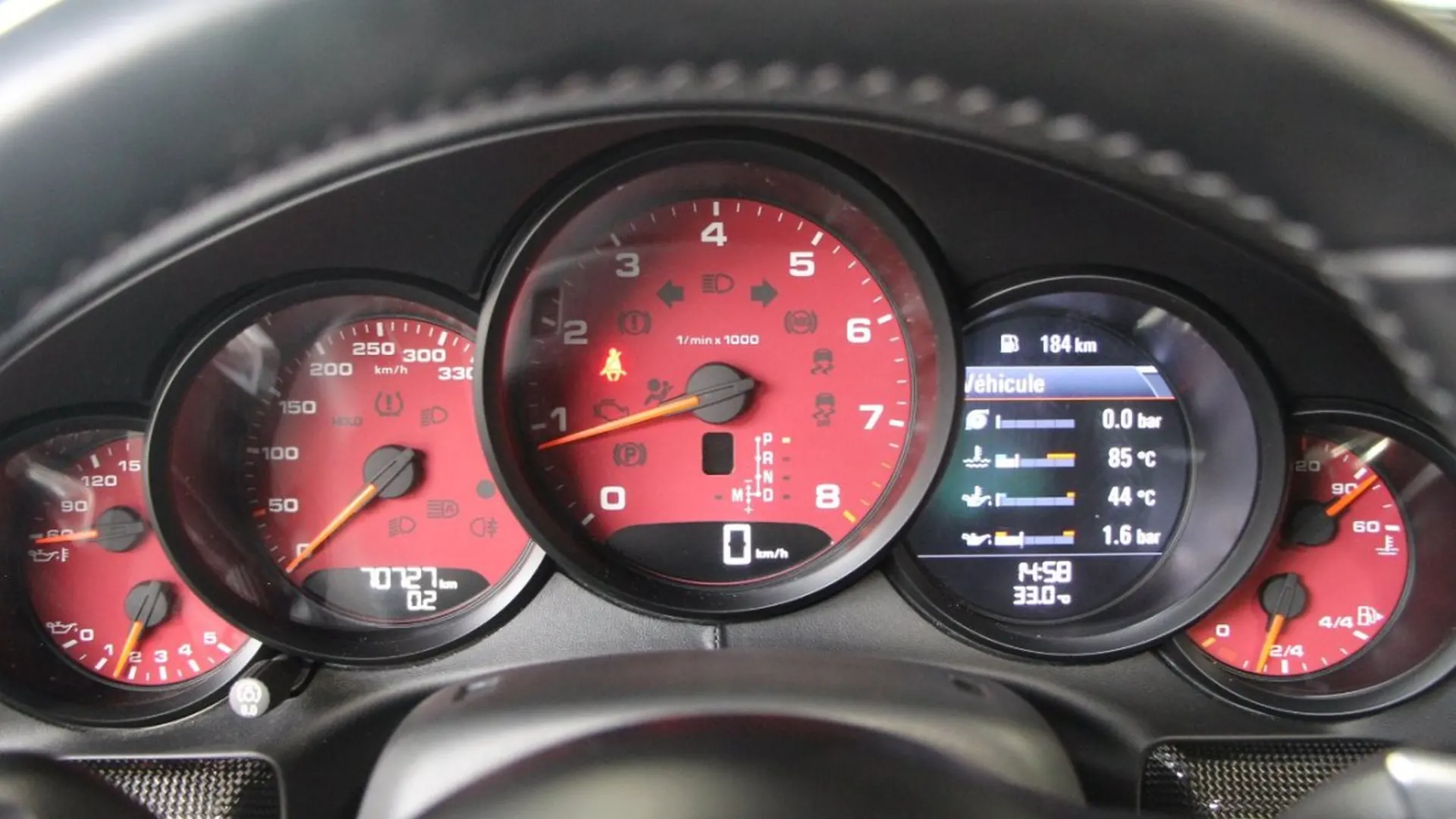 Porsche 911 — photo 19