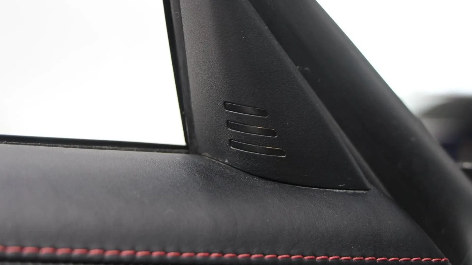 Porsche 911 — photo 22