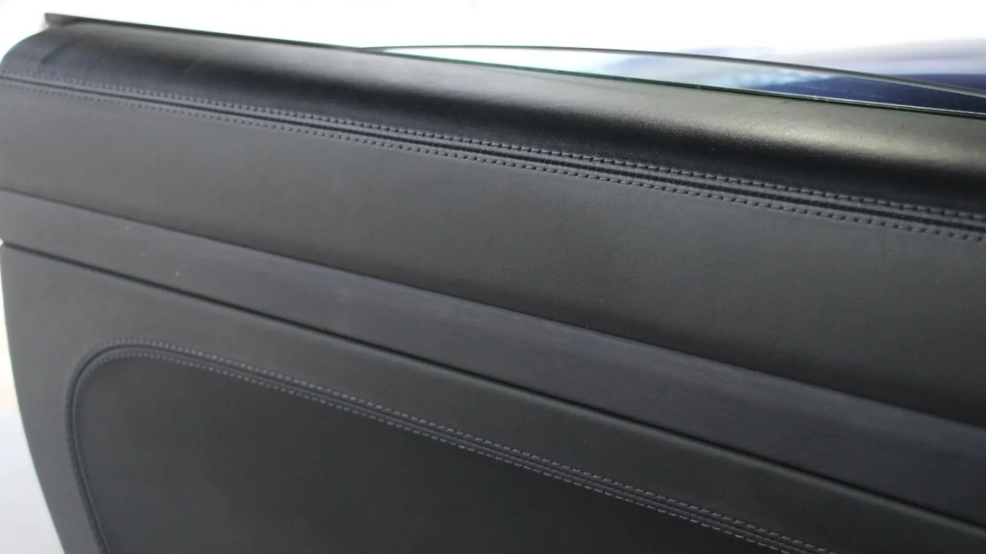 Porsche 911 — photo 24
