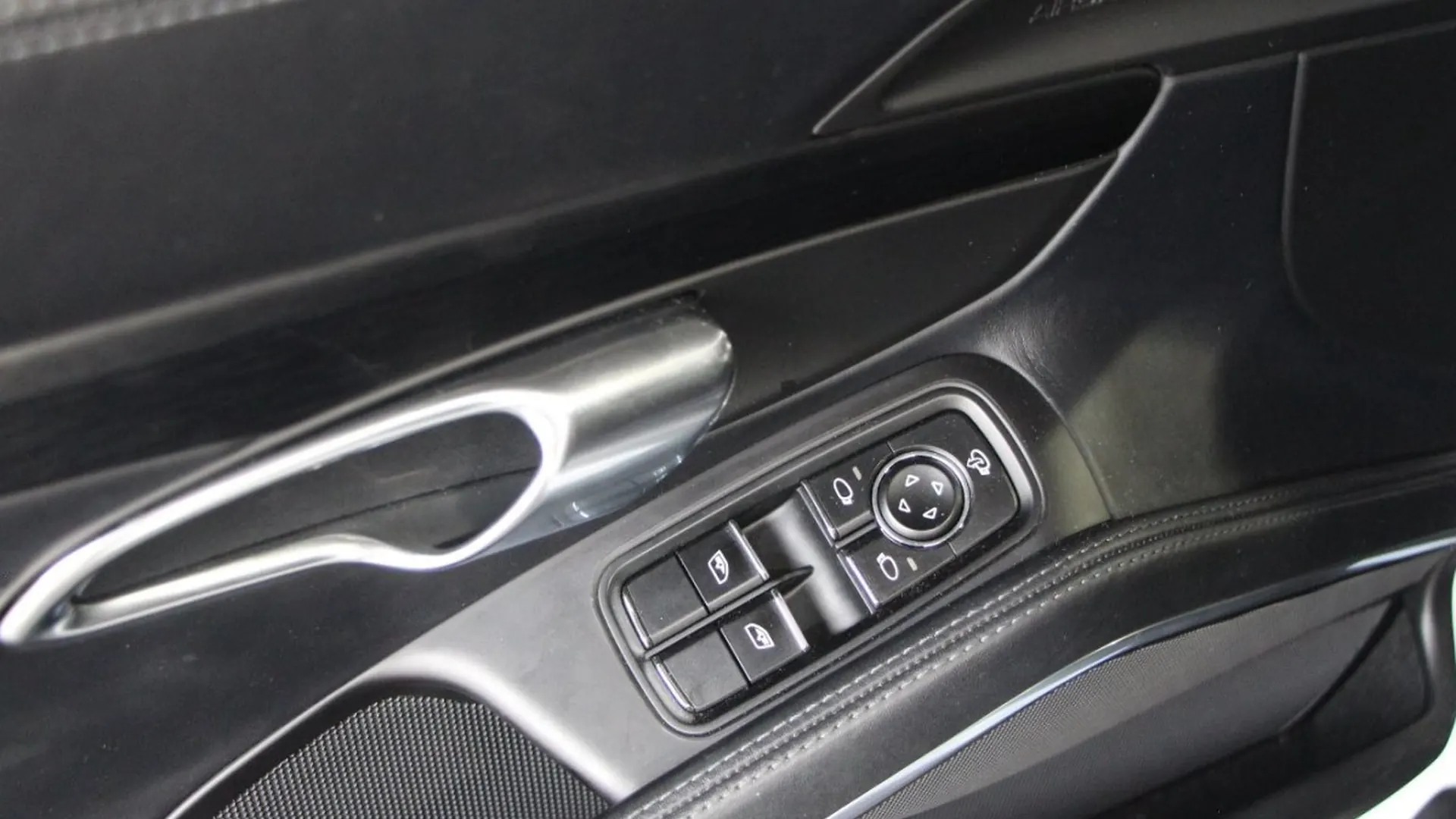 Porsche 911 — photo 23