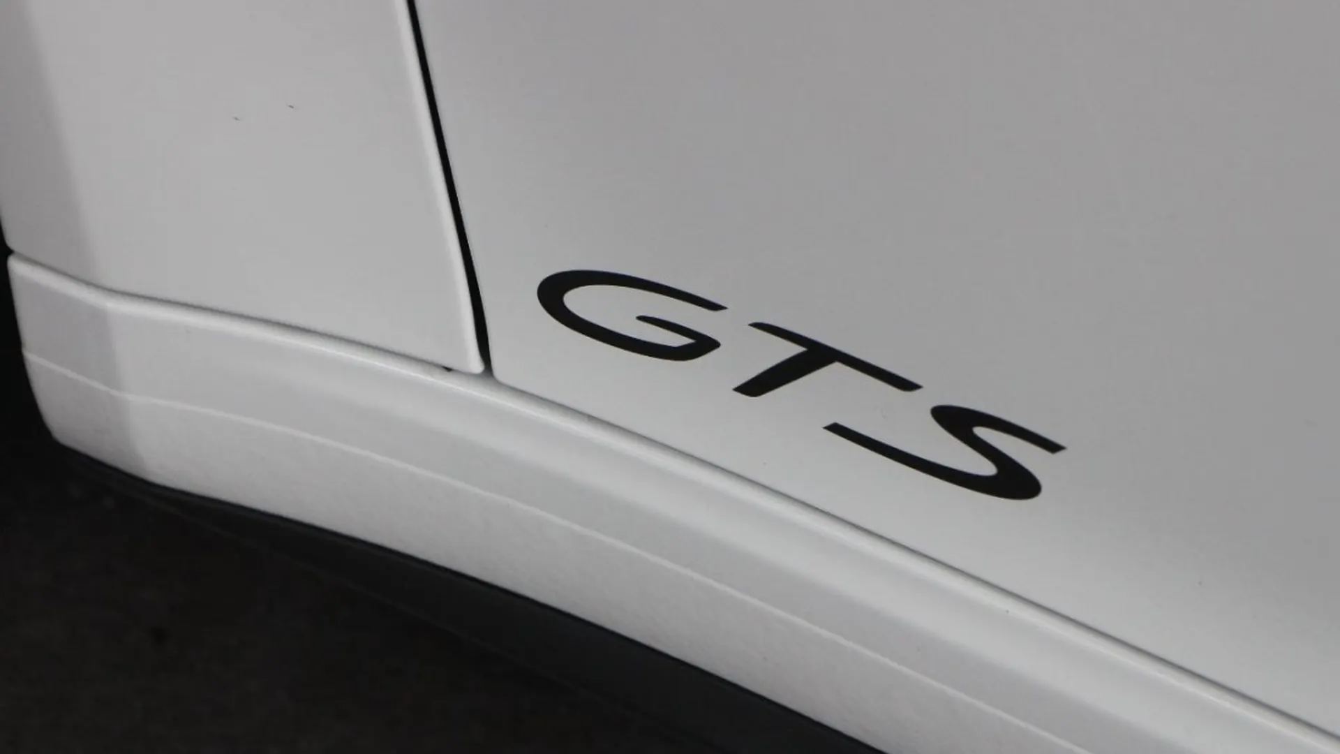 Porsche 911 — photo 6