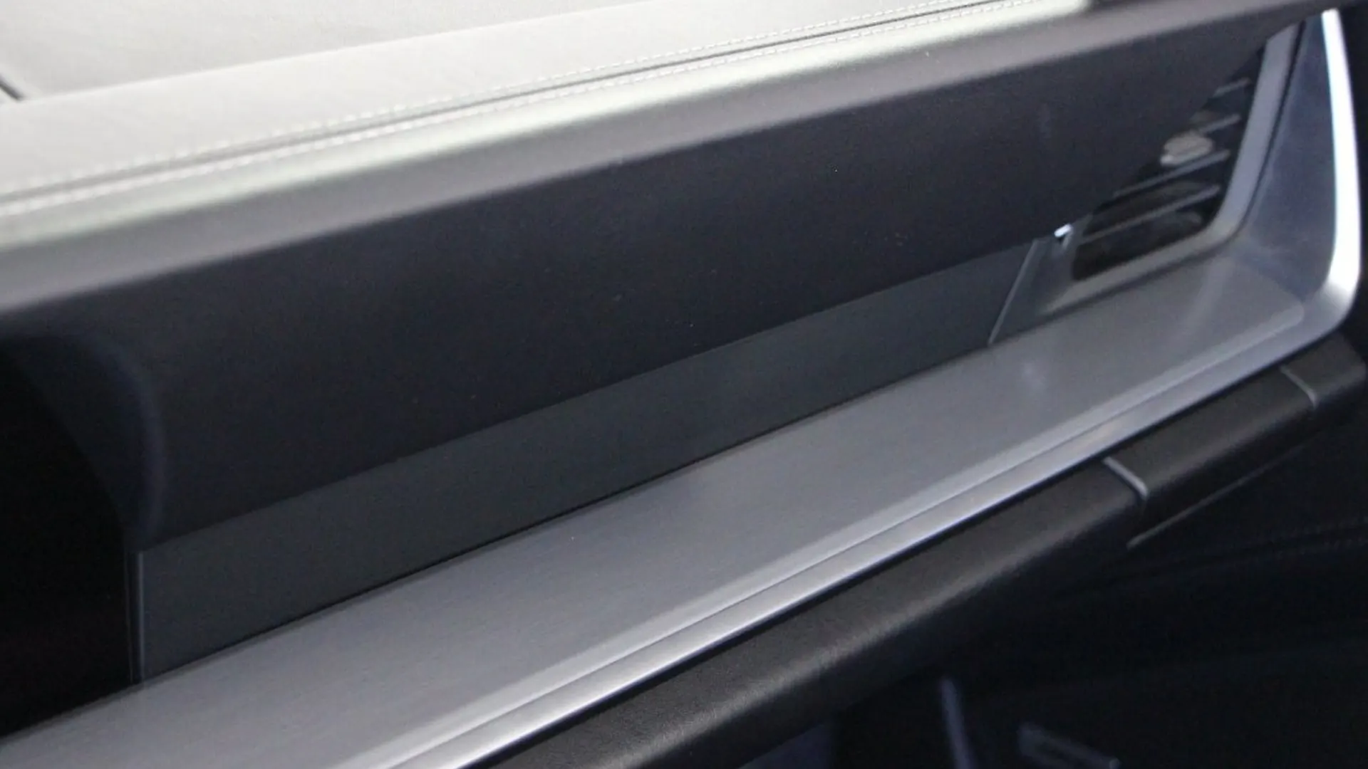 Porsche 911 — photo 17