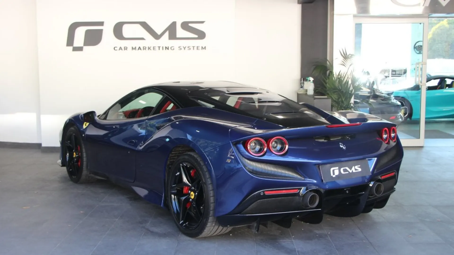 Ferrari F8 — photo 6