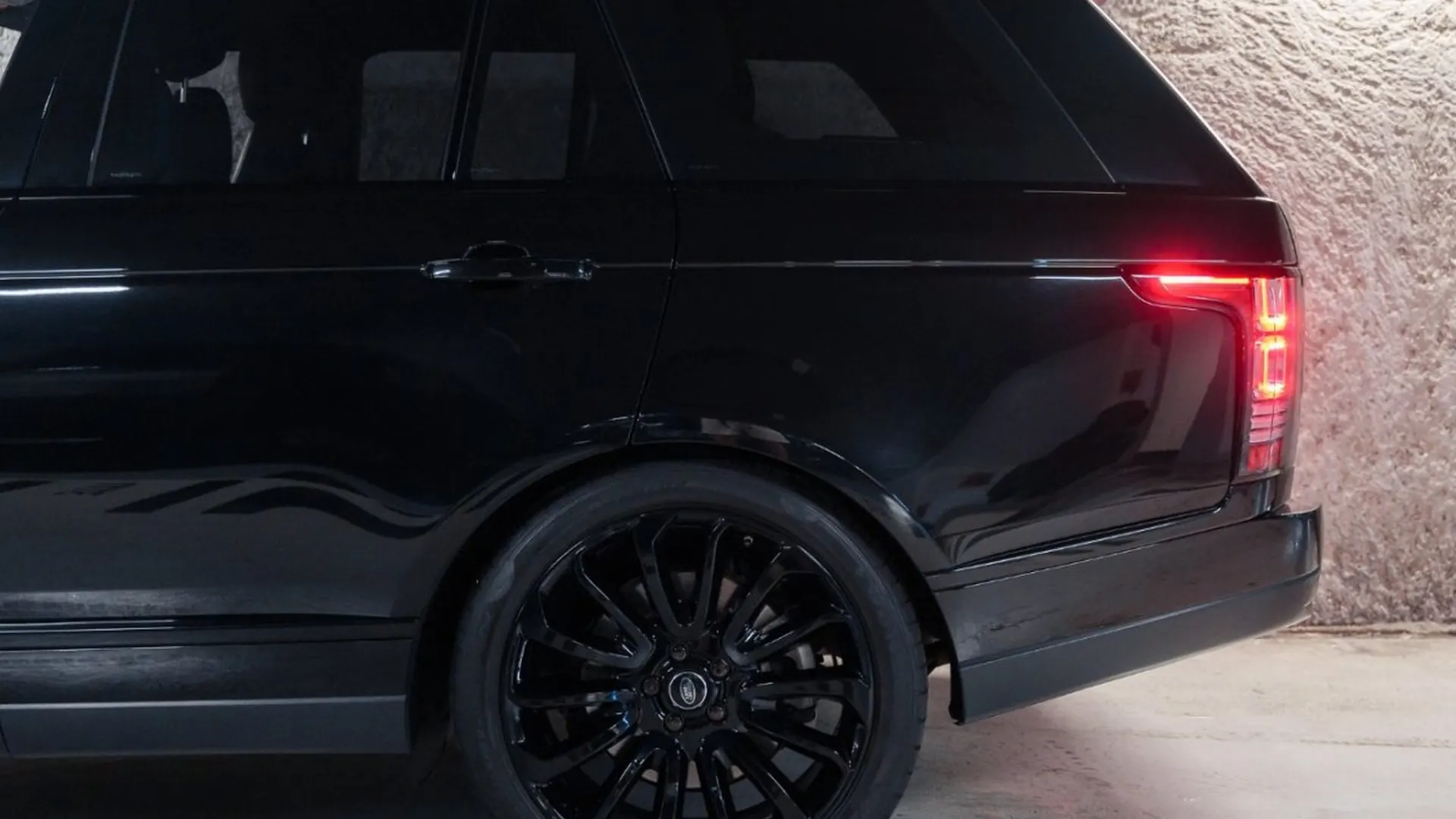 Land Rover Range Rover — photo 12