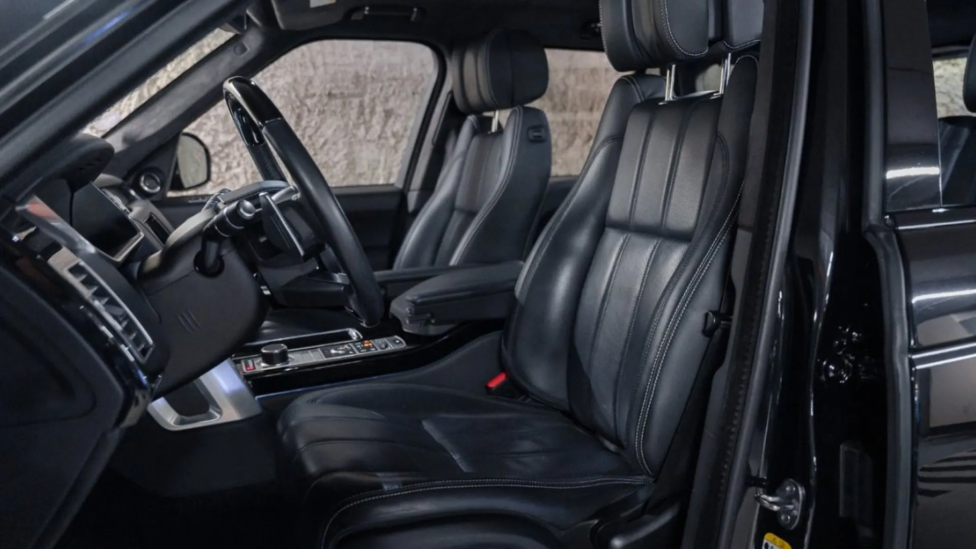 Land Rover Range Rover — photo 25