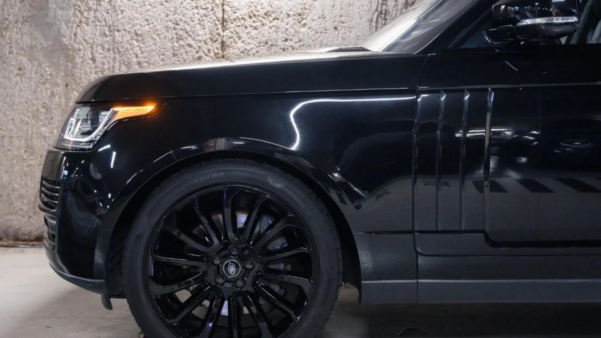 Land Rover Range Rover — photo 9