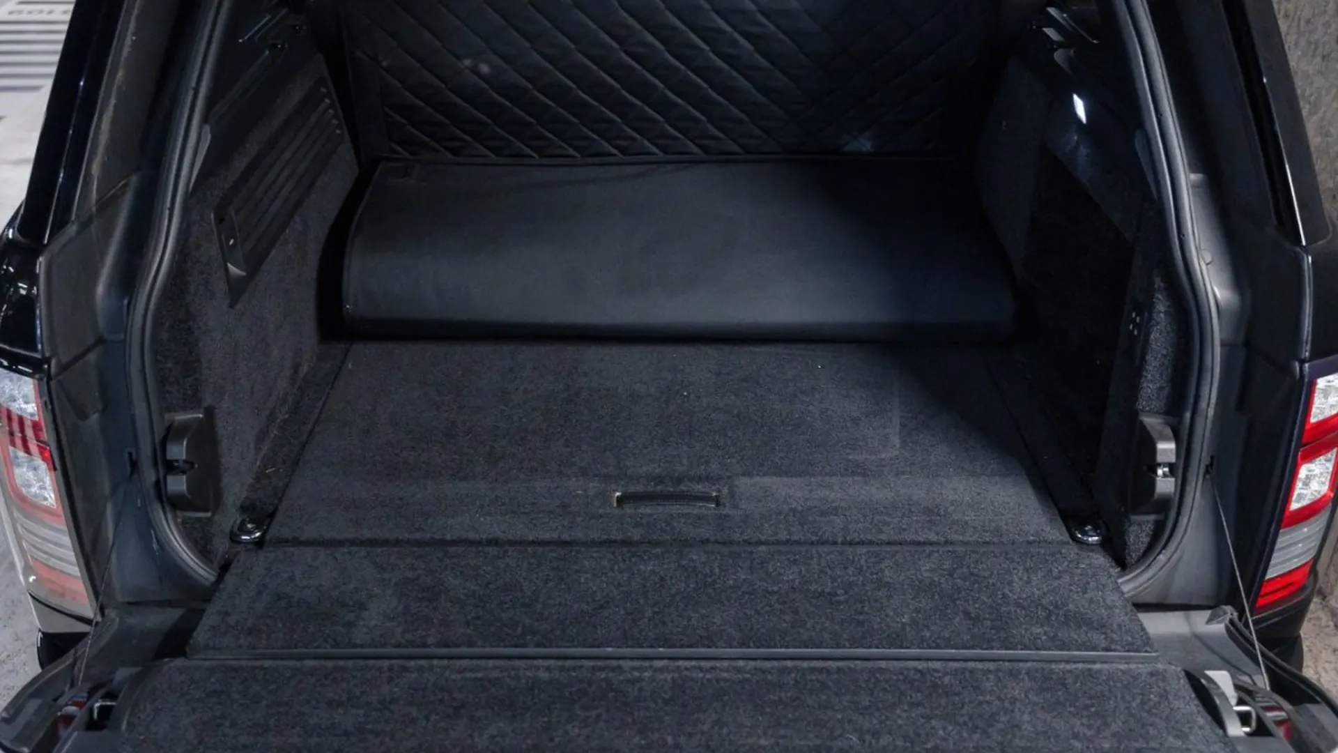 Land Rover Range Rover — photo 38