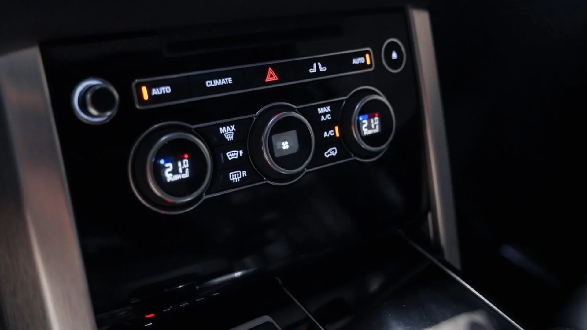 Land Rover Range Rover — photo 29