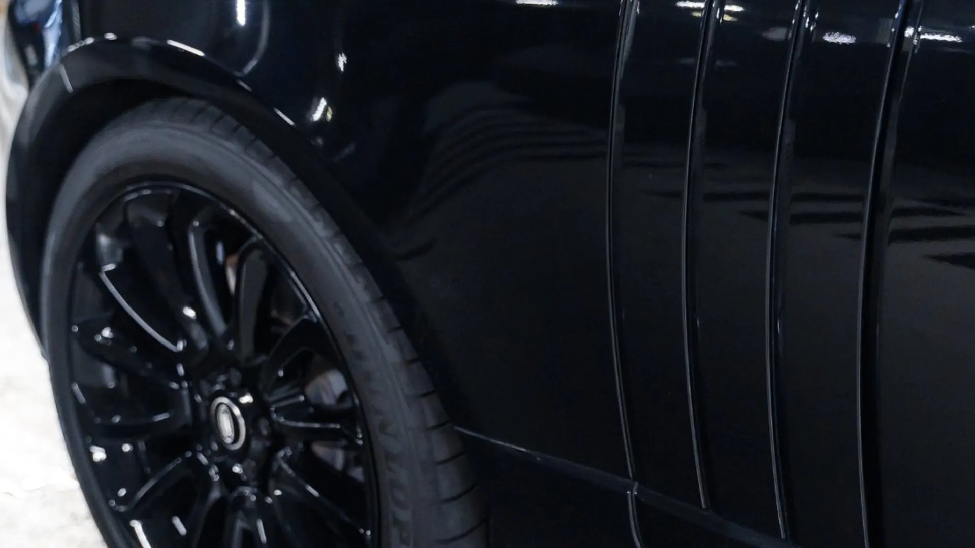 Land Rover Range Rover — photo 10