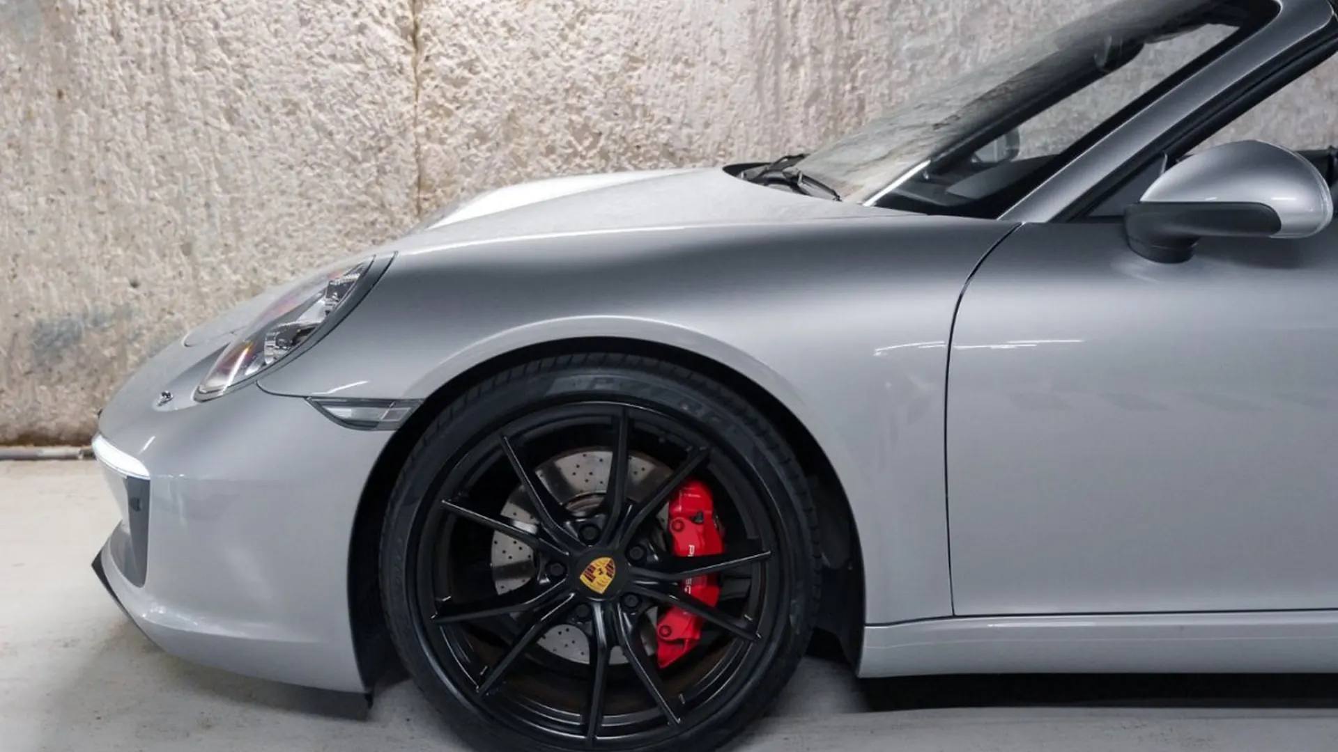 Porsche 911 — photo 11