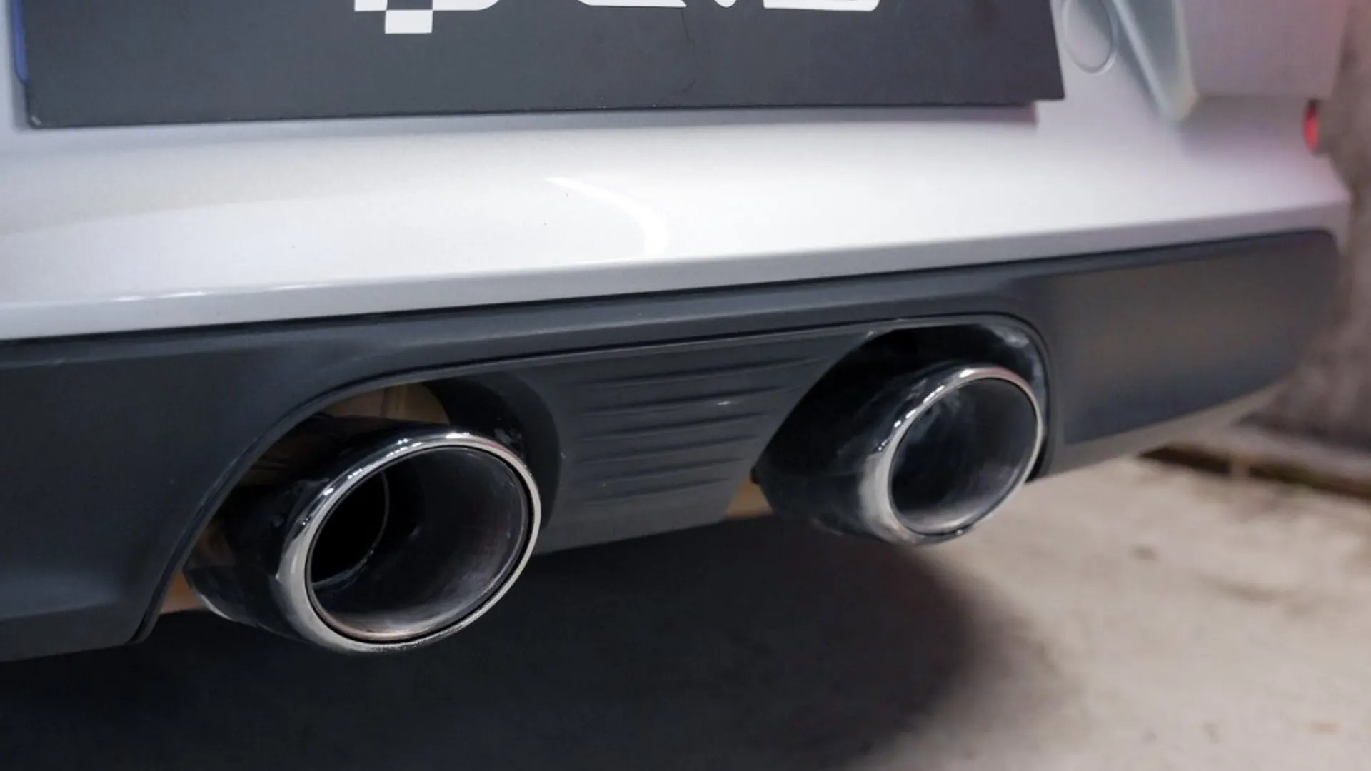 Porsche 911 — photo 20