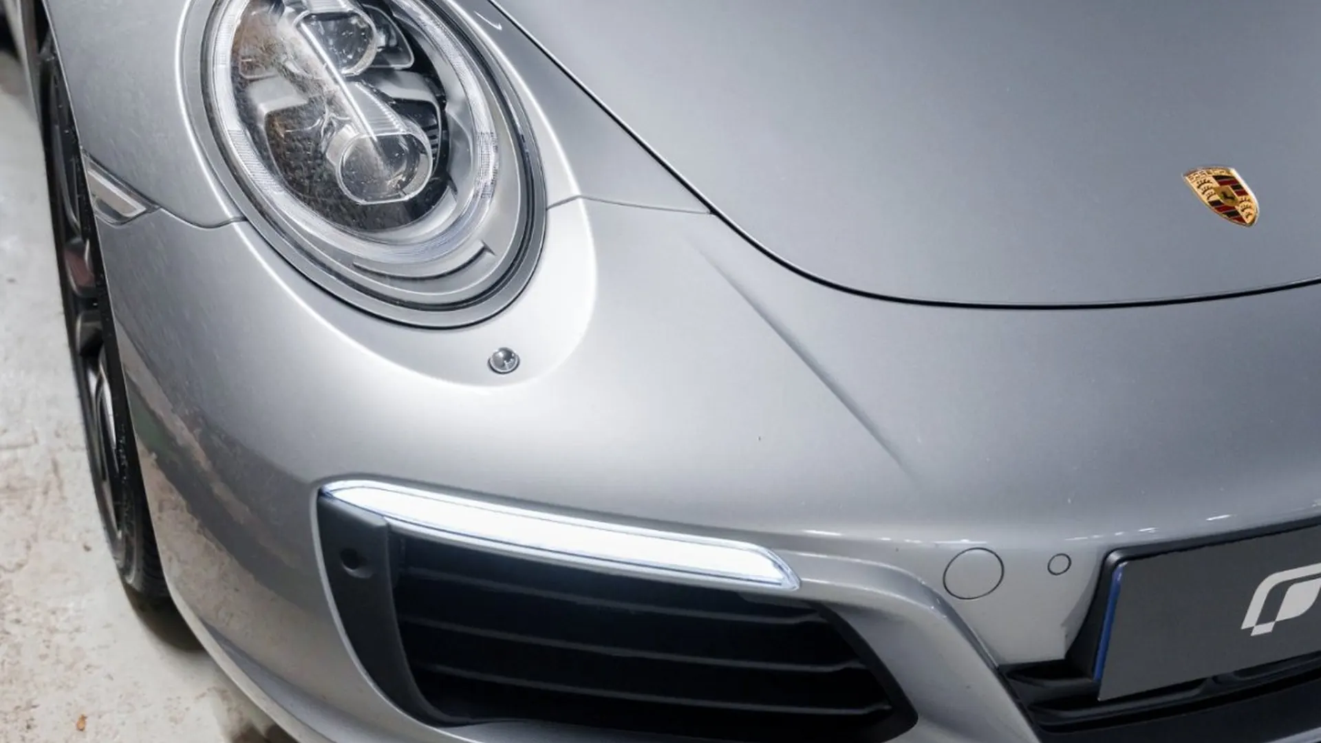 Porsche 911 — photo 6