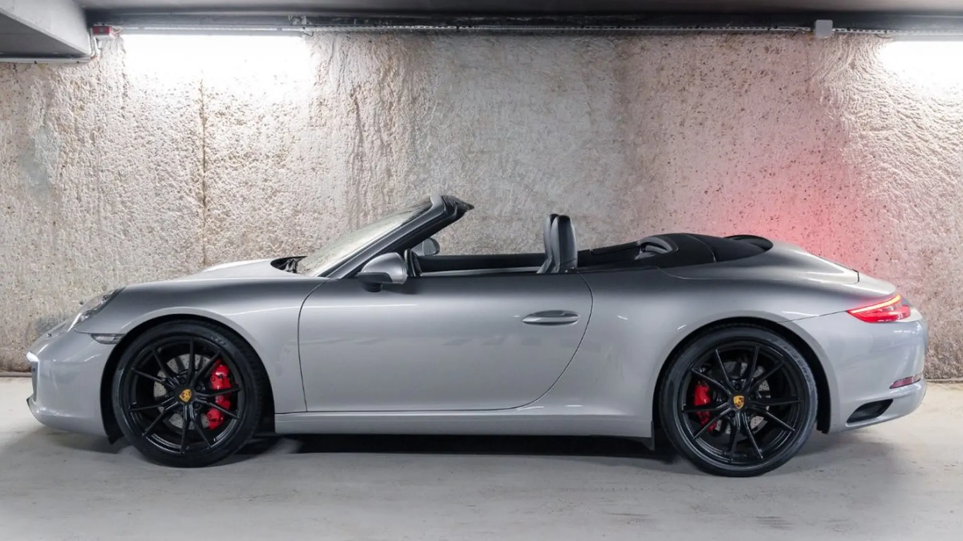 Porsche 911 — photo 10