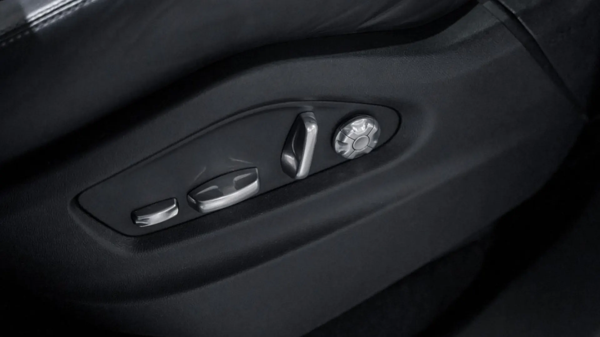 Porsche Cayenne — photo 41