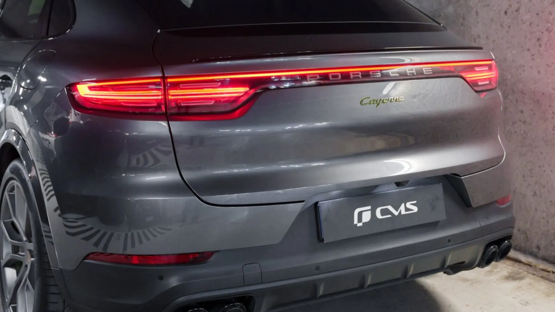 Porsche Cayenne — photo 18