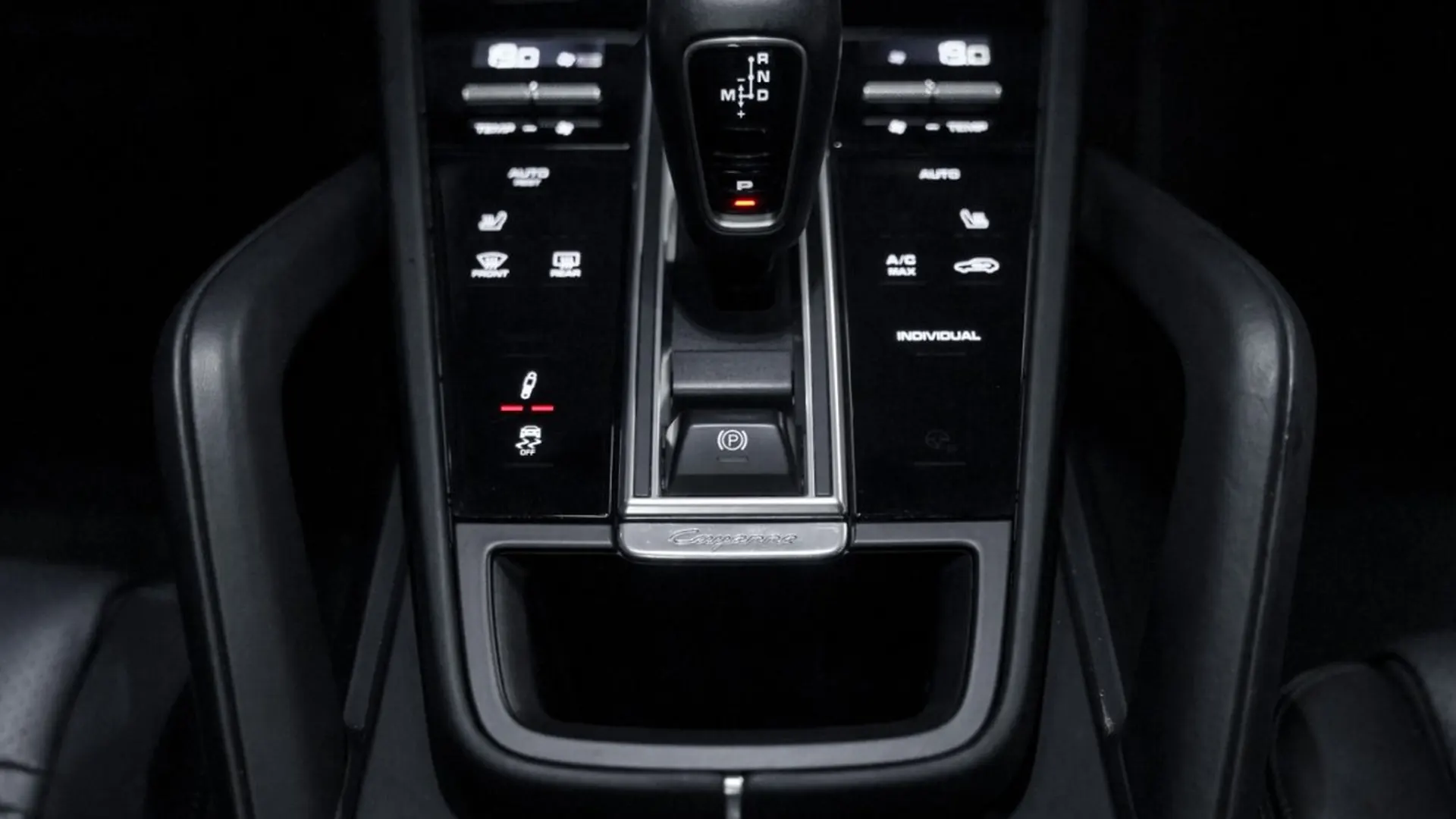 Porsche Cayenne — photo 43