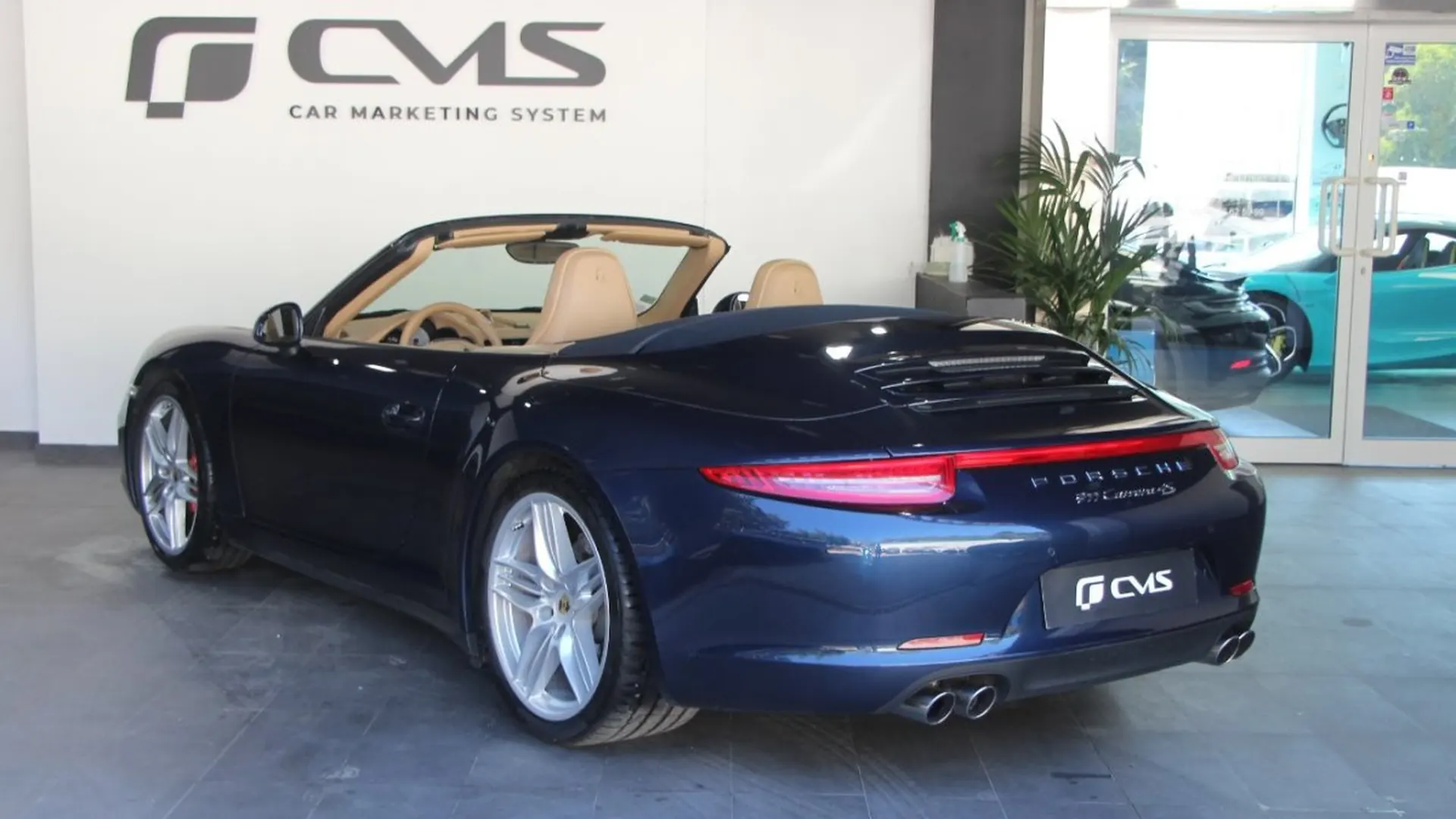 Porsche 911 — photo 33