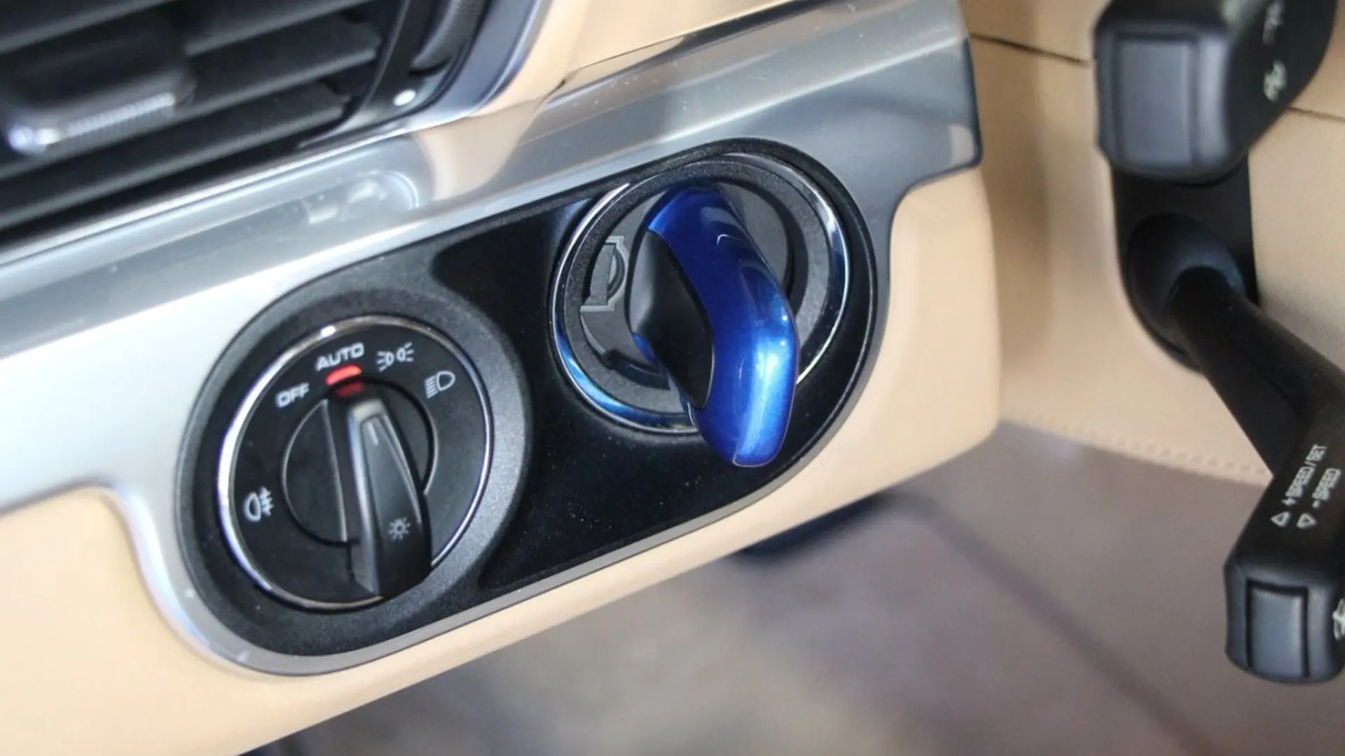 Porsche 911 — photo 15