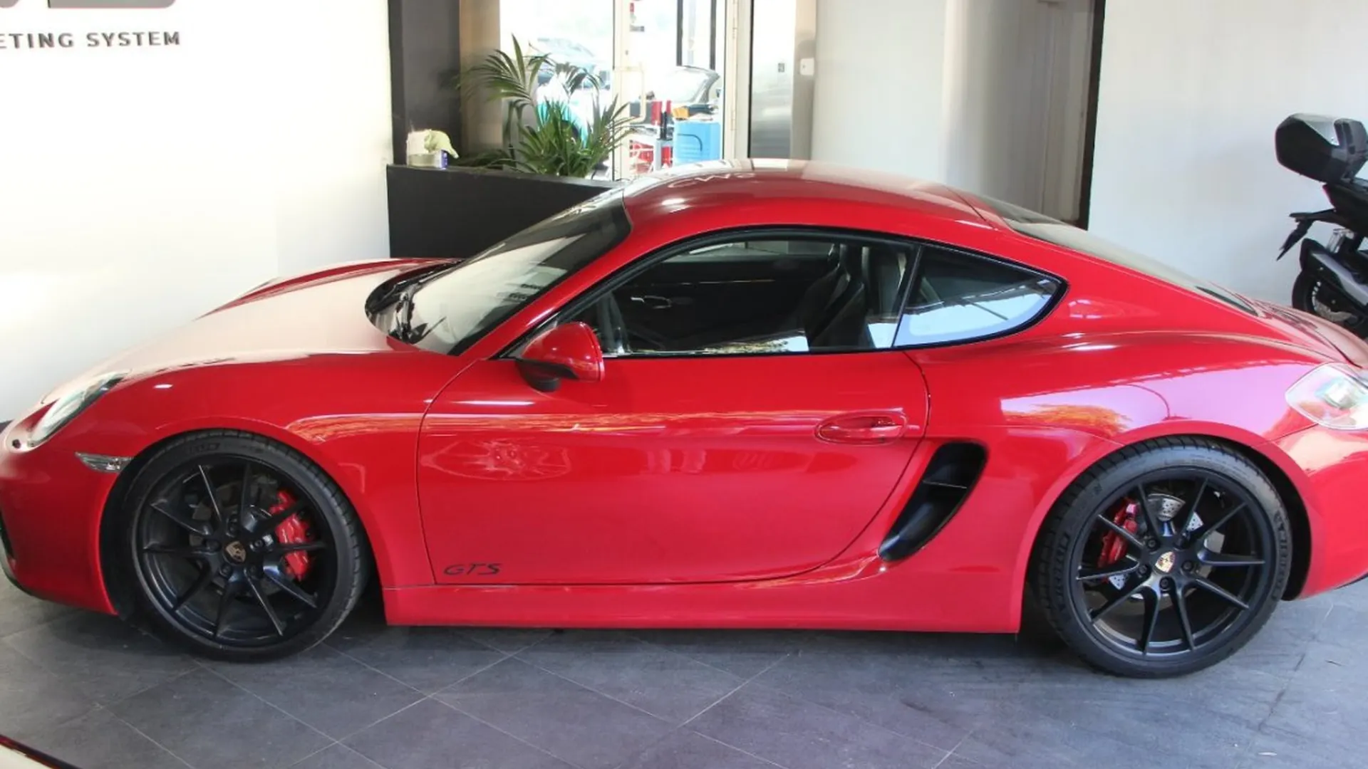 Porsche Cayman — photo 3